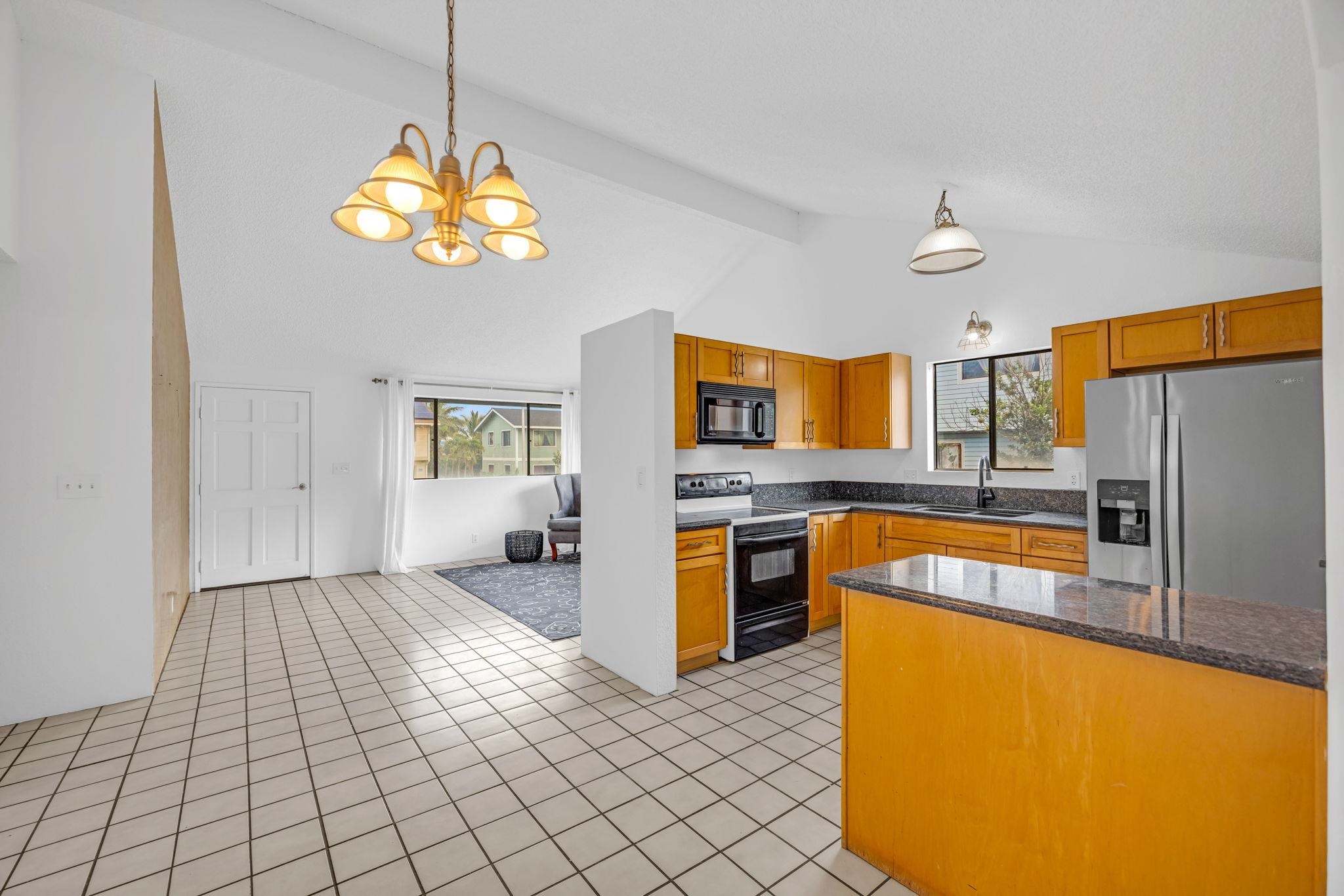 295  Kaihoi St Kihei, Kihei home - photo 11 of 50