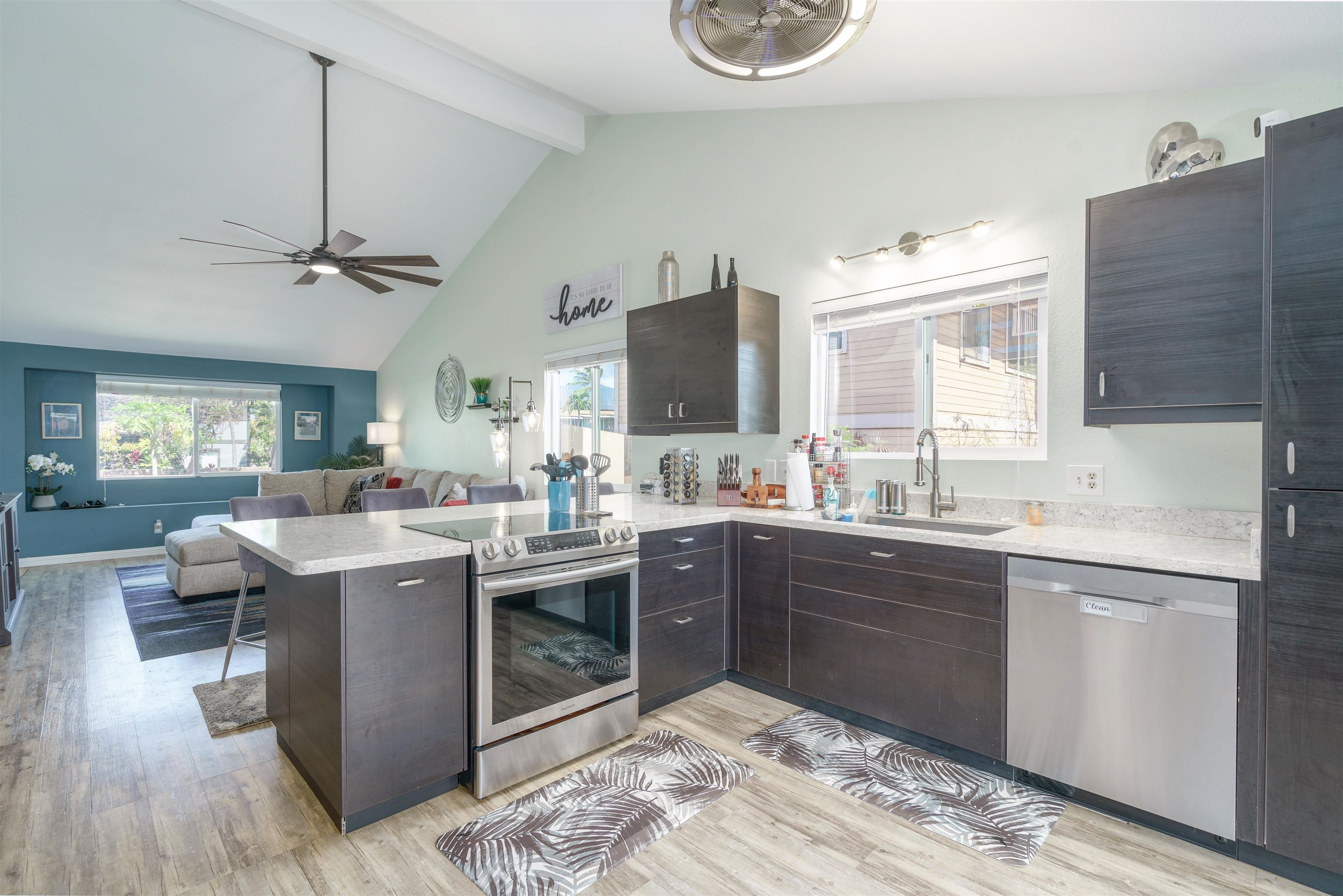 295  Kaikea St , Kihei home - photo 3 of 35