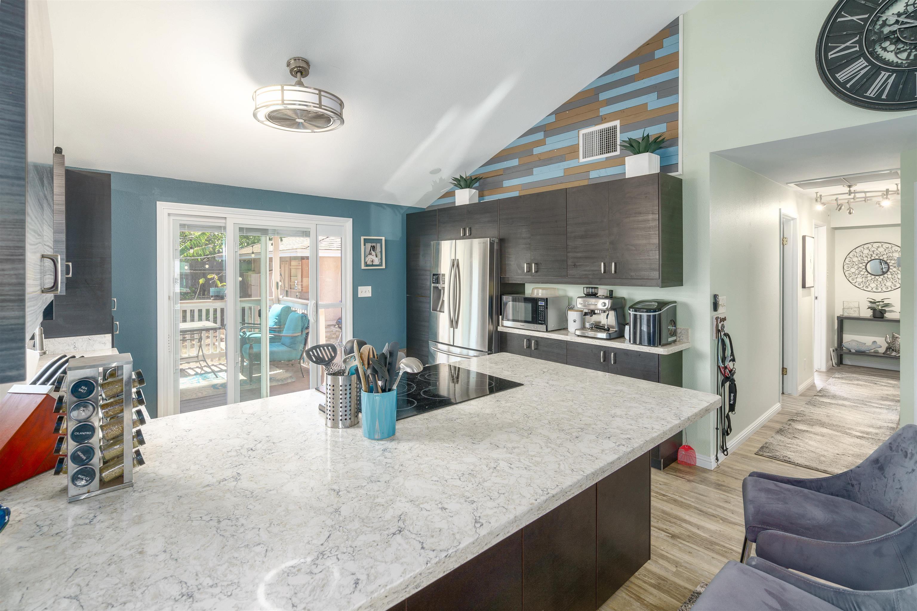 295  Kaikea St , Kihei home - photo 7 of 35