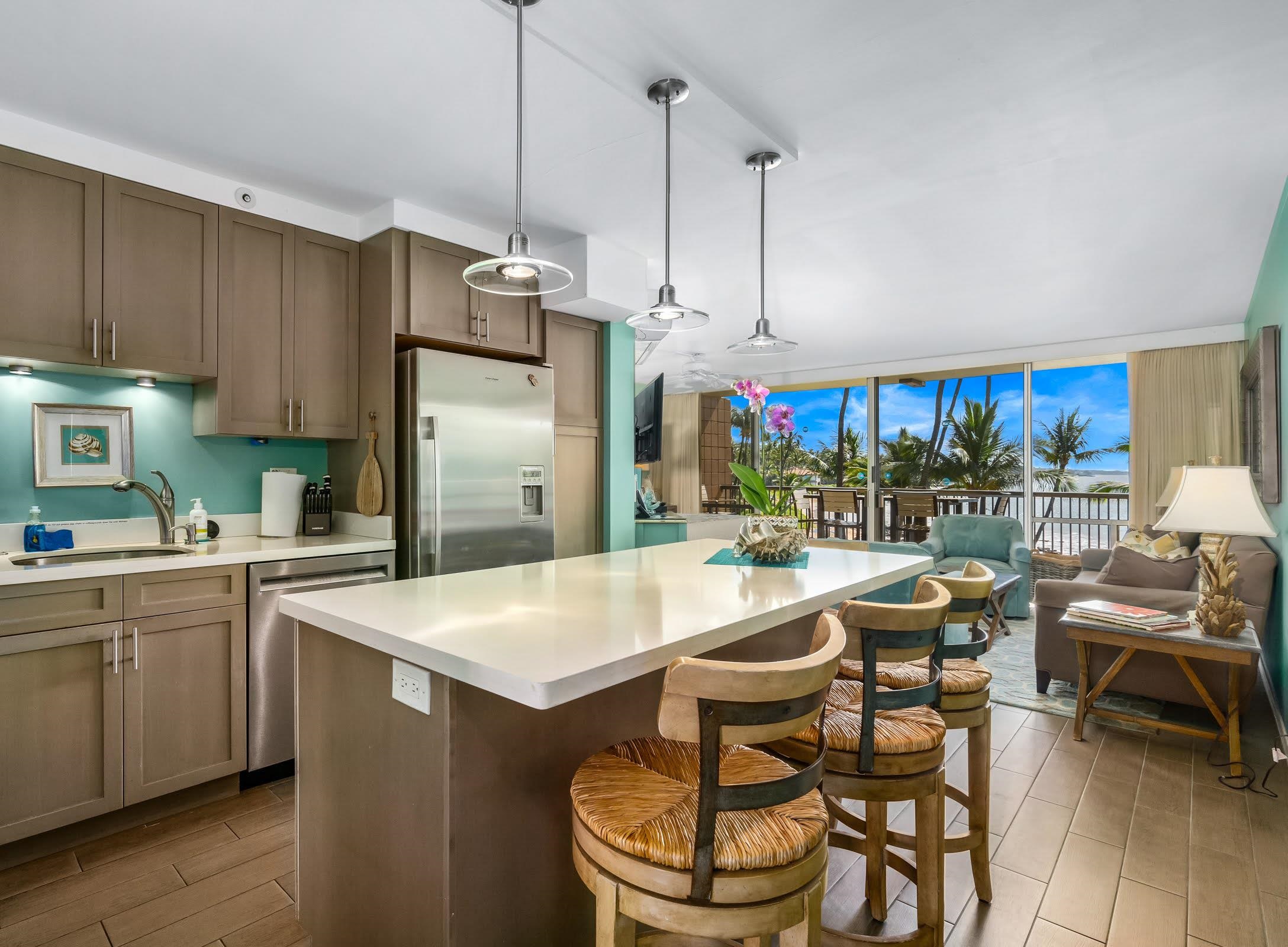 Mana Kai condo # 204, Kihei, Hawaii - photo 3 of 30