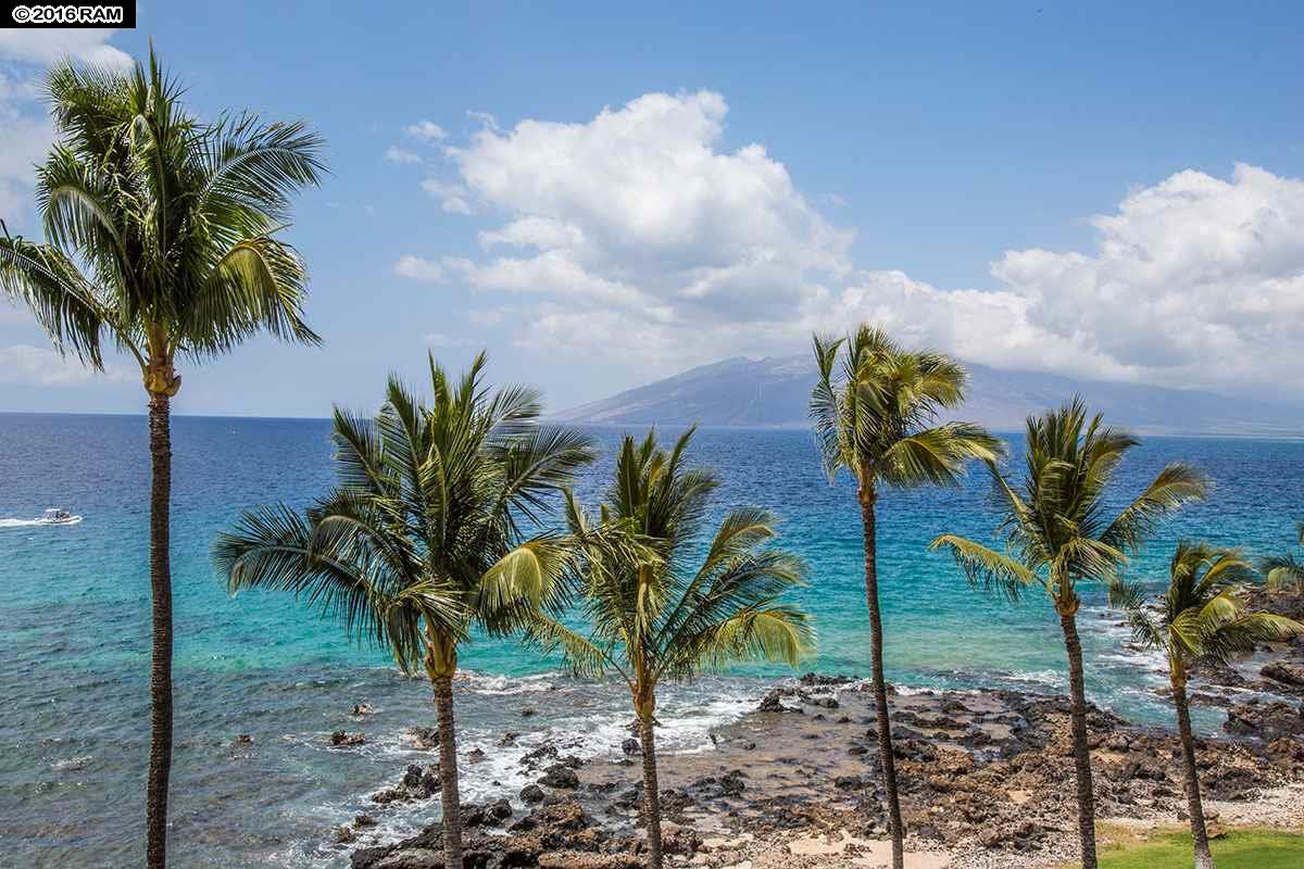 Mana Kai condo # 402, Kihei, Hawaii - photo 8 of 22