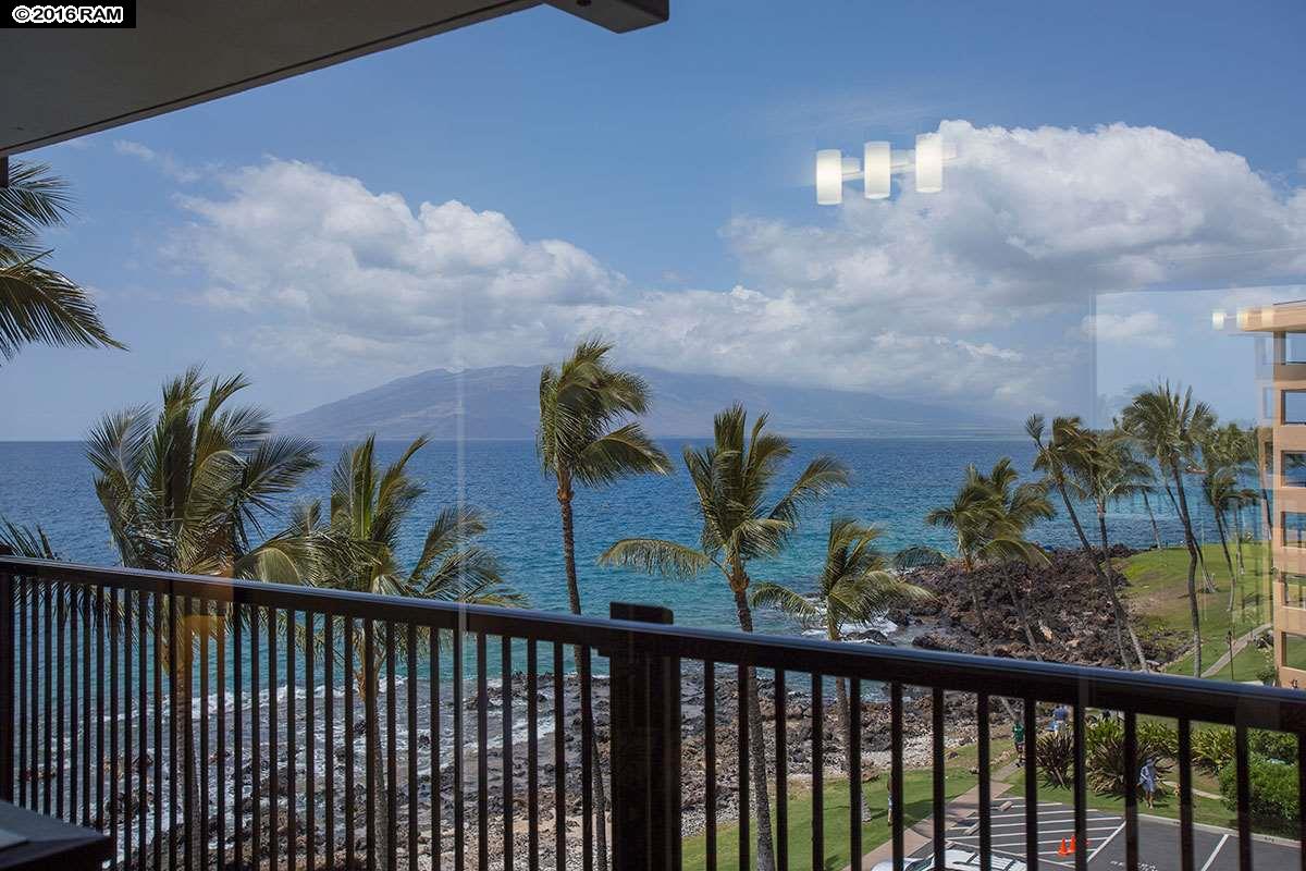 Mana Kai condo # 402, Kihei, Hawaii - photo 9 of 22