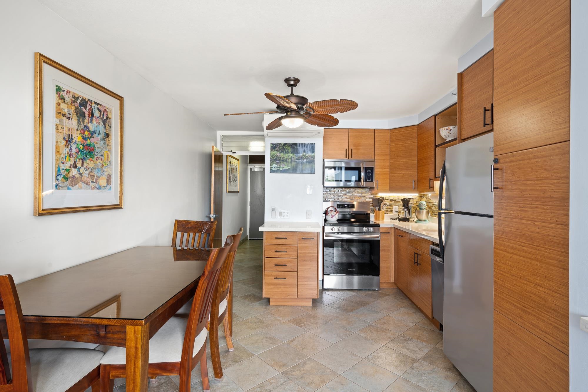 Mana Kai condo # 615, Kihei, Hawaii - photo 18 of 41