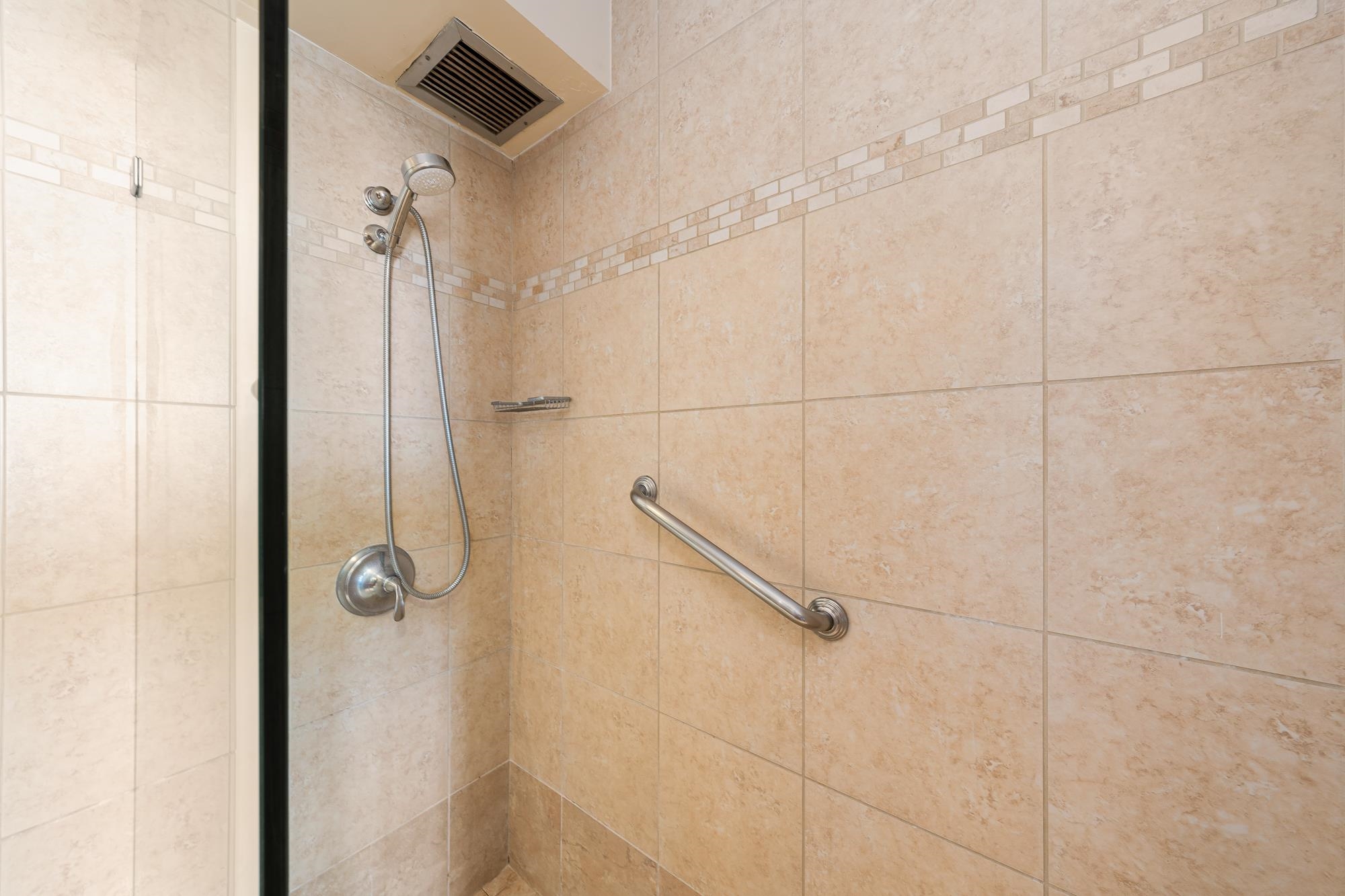 Mana Kai condo # 706, Kihei, Hawaii - photo 18 of 39