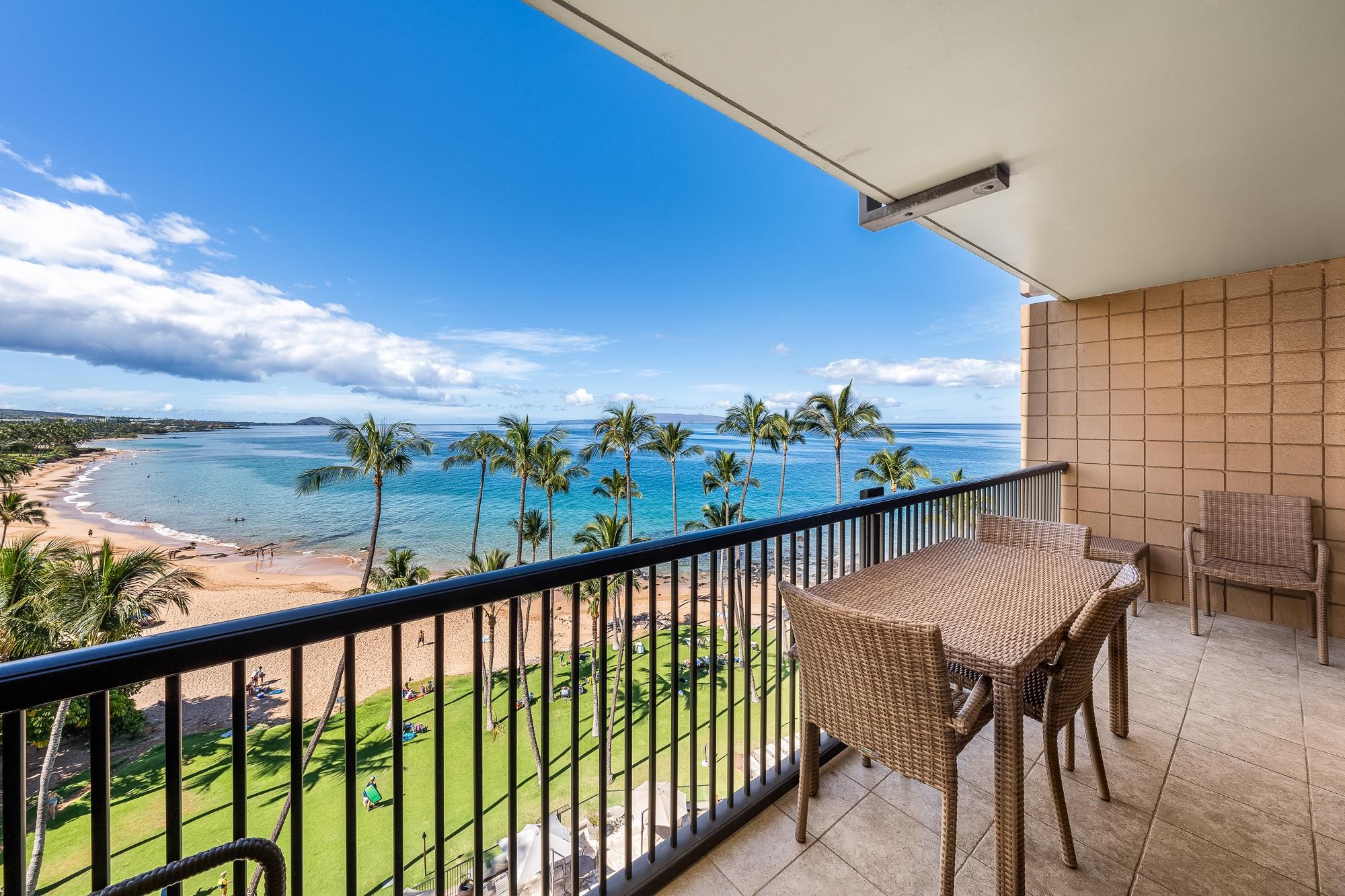 Mana Kai condo # 707, Kihei, Hawaii - photo 11 of 36