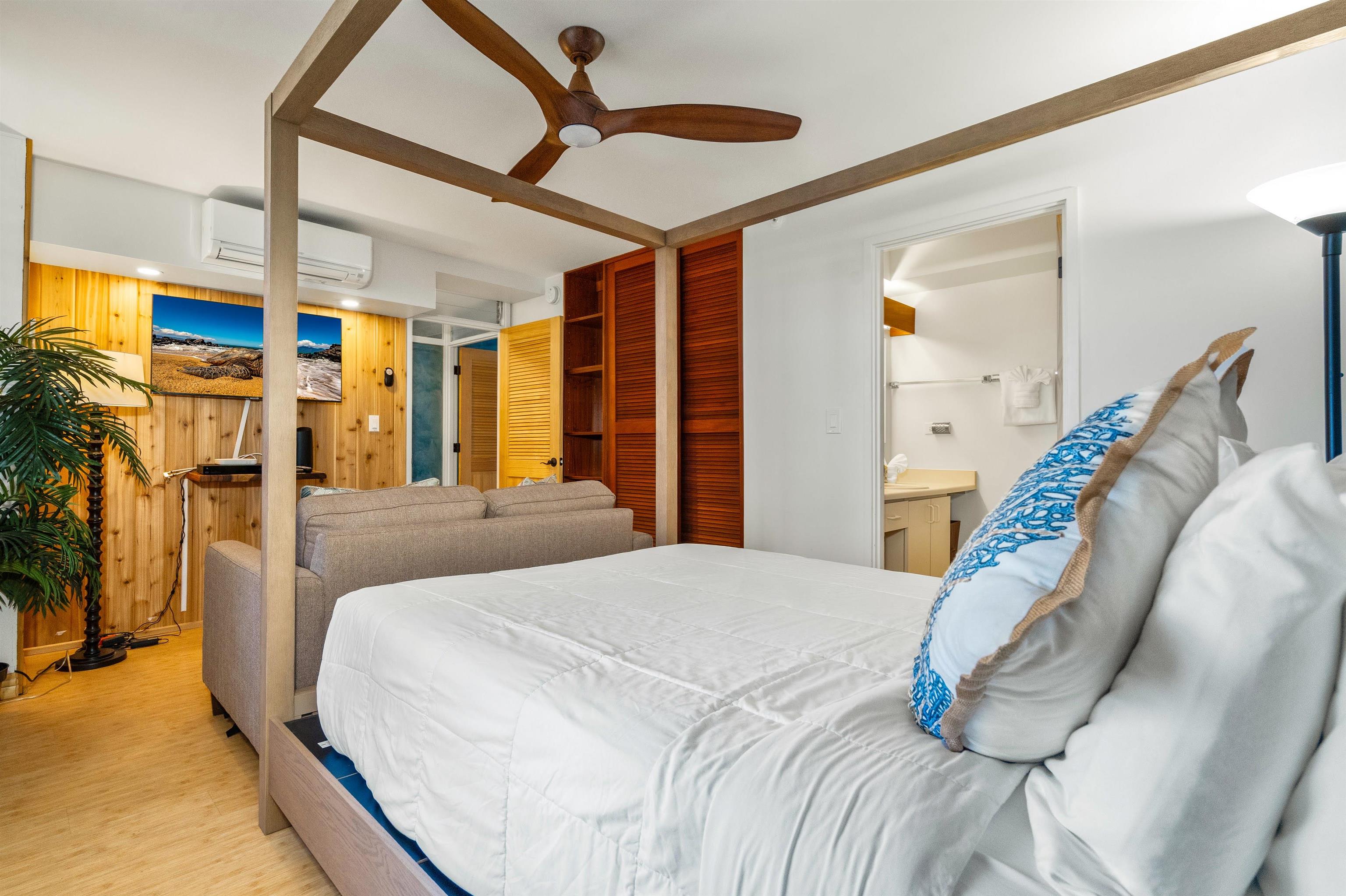 Mana Kai condo # 803, Kihei, Hawaii - photo 14 of 29