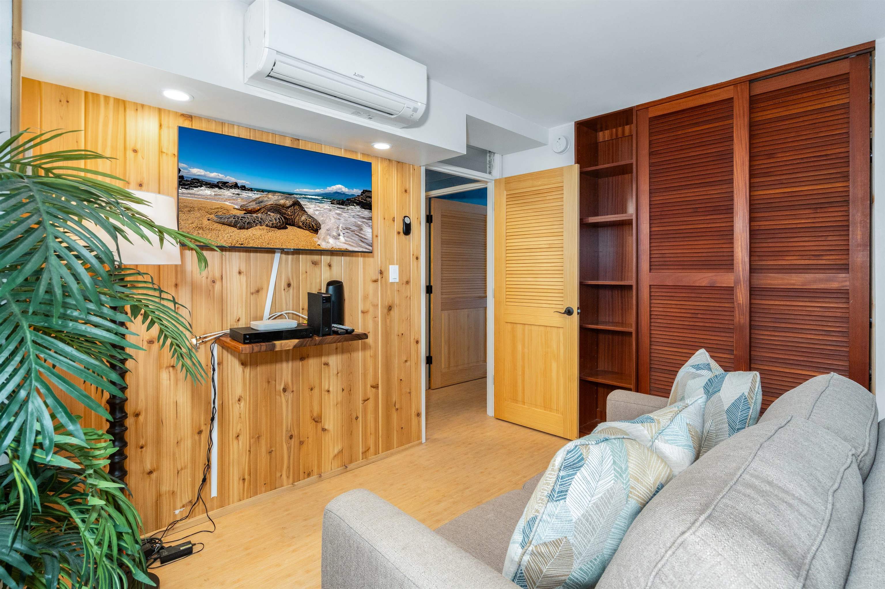 Mana Kai condo # 803, Kihei, Hawaii - photo 15 of 29