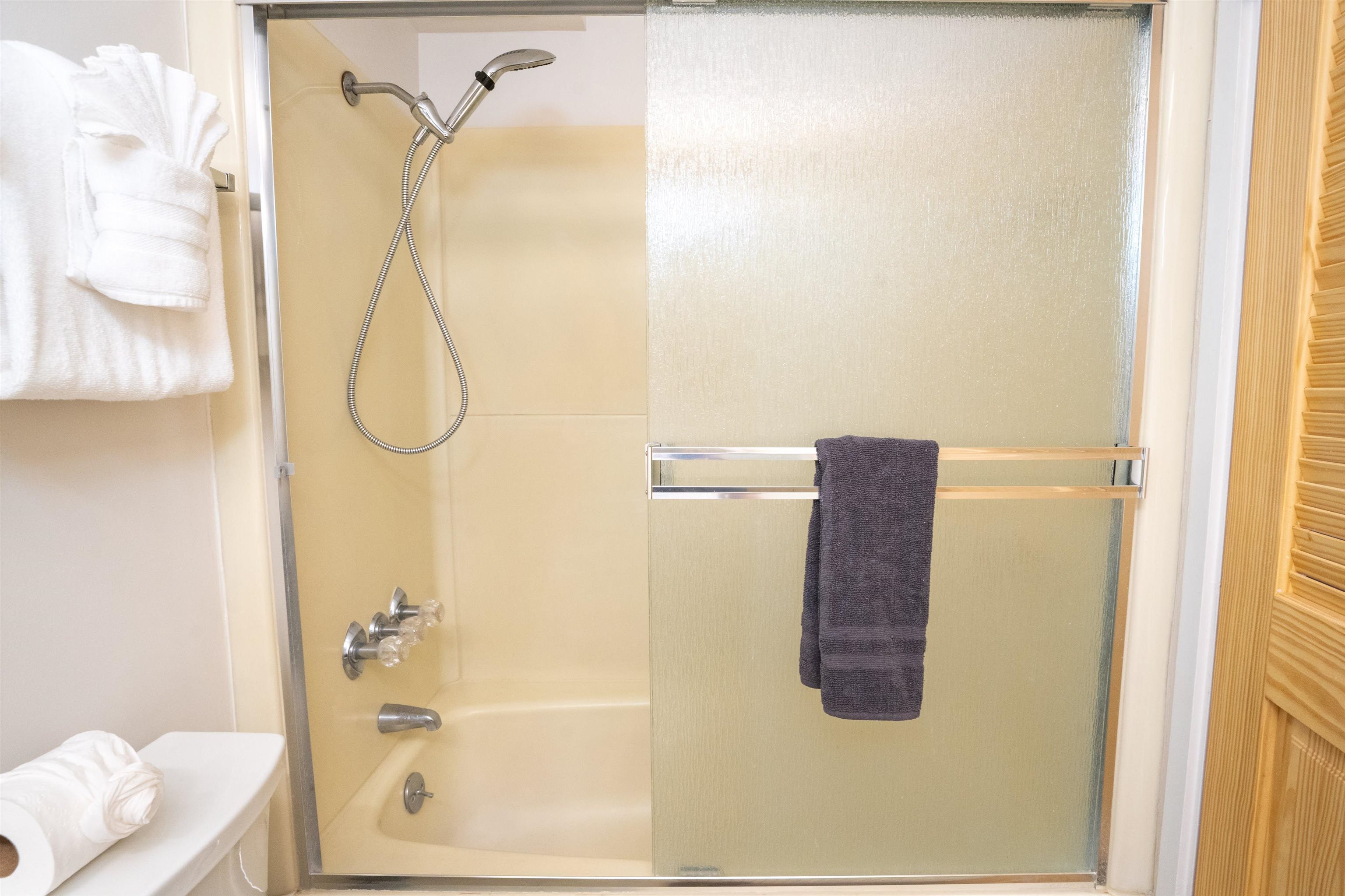 Mana Kai condo # 803, Kihei, Hawaii - photo 17 of 29