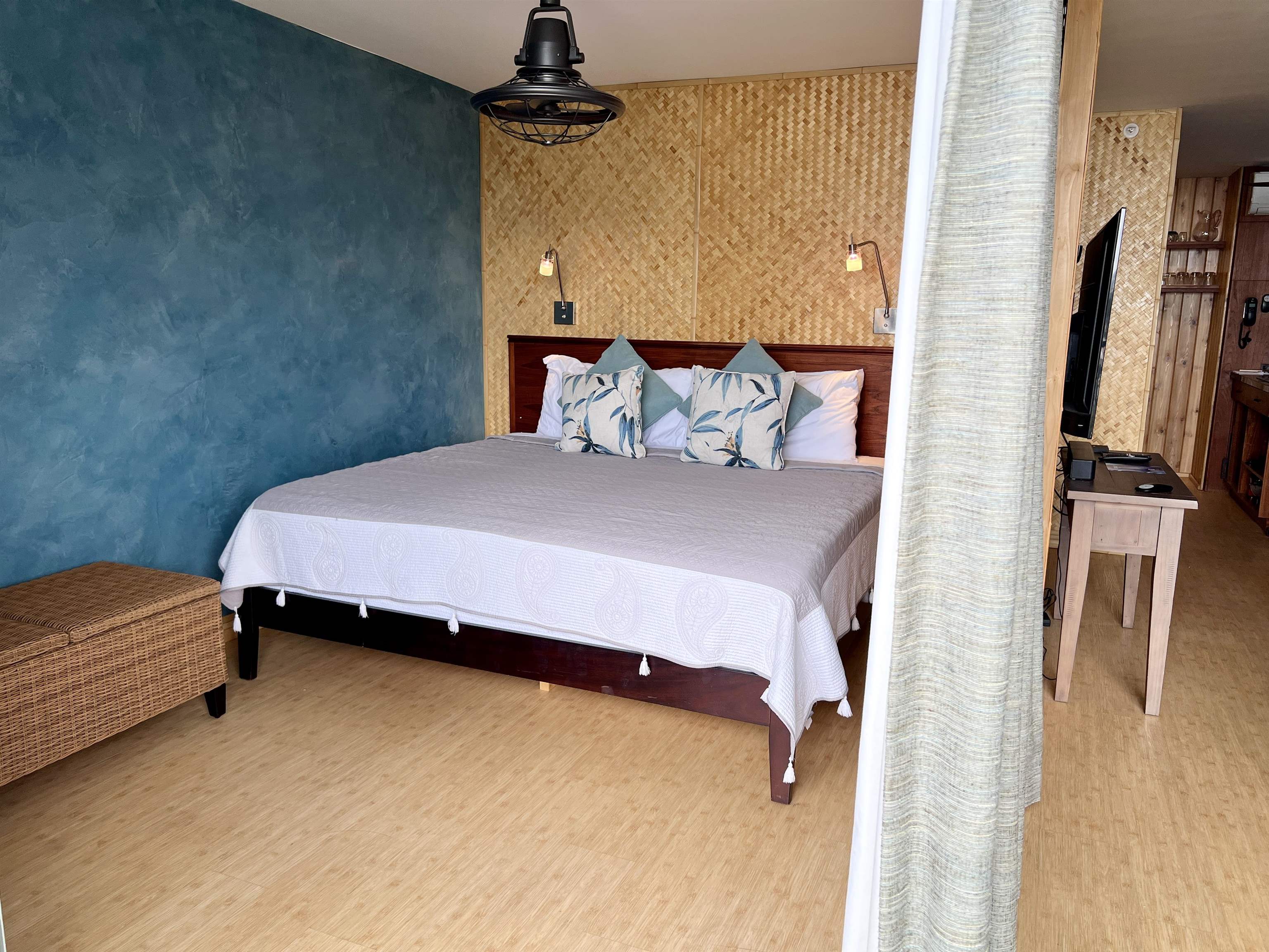 Mana Kai condo # 803, Kihei, Hawaii - photo 18 of 29