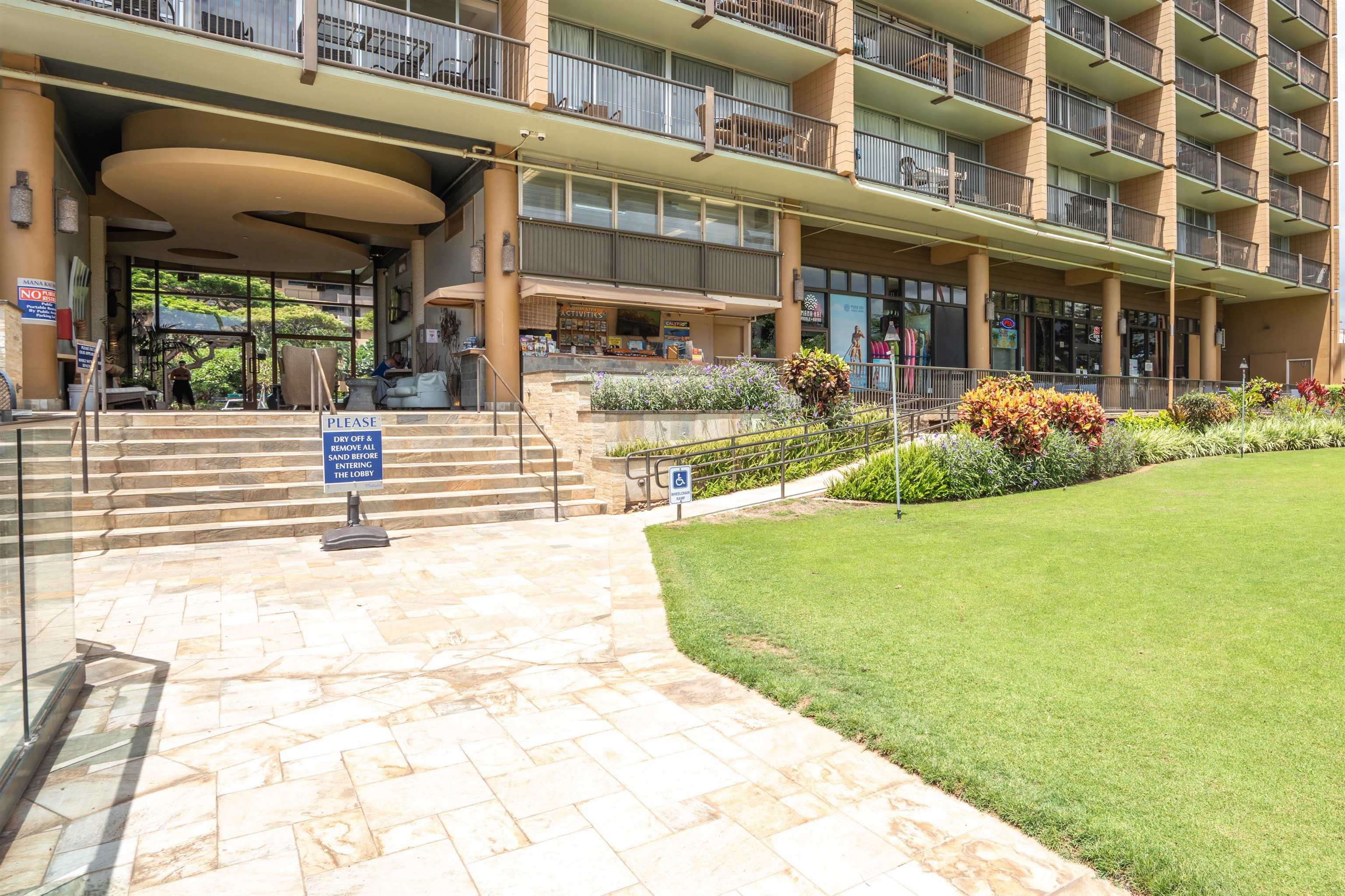 Mana Kai condo # 803, Kihei, Hawaii - photo 26 of 29