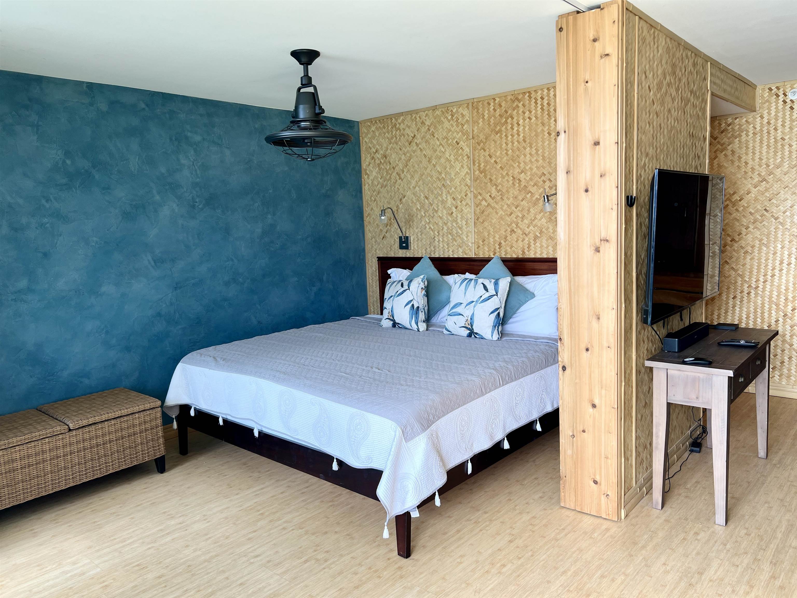 Mana Kai condo # 803, Kihei, Hawaii - photo 8 of 29