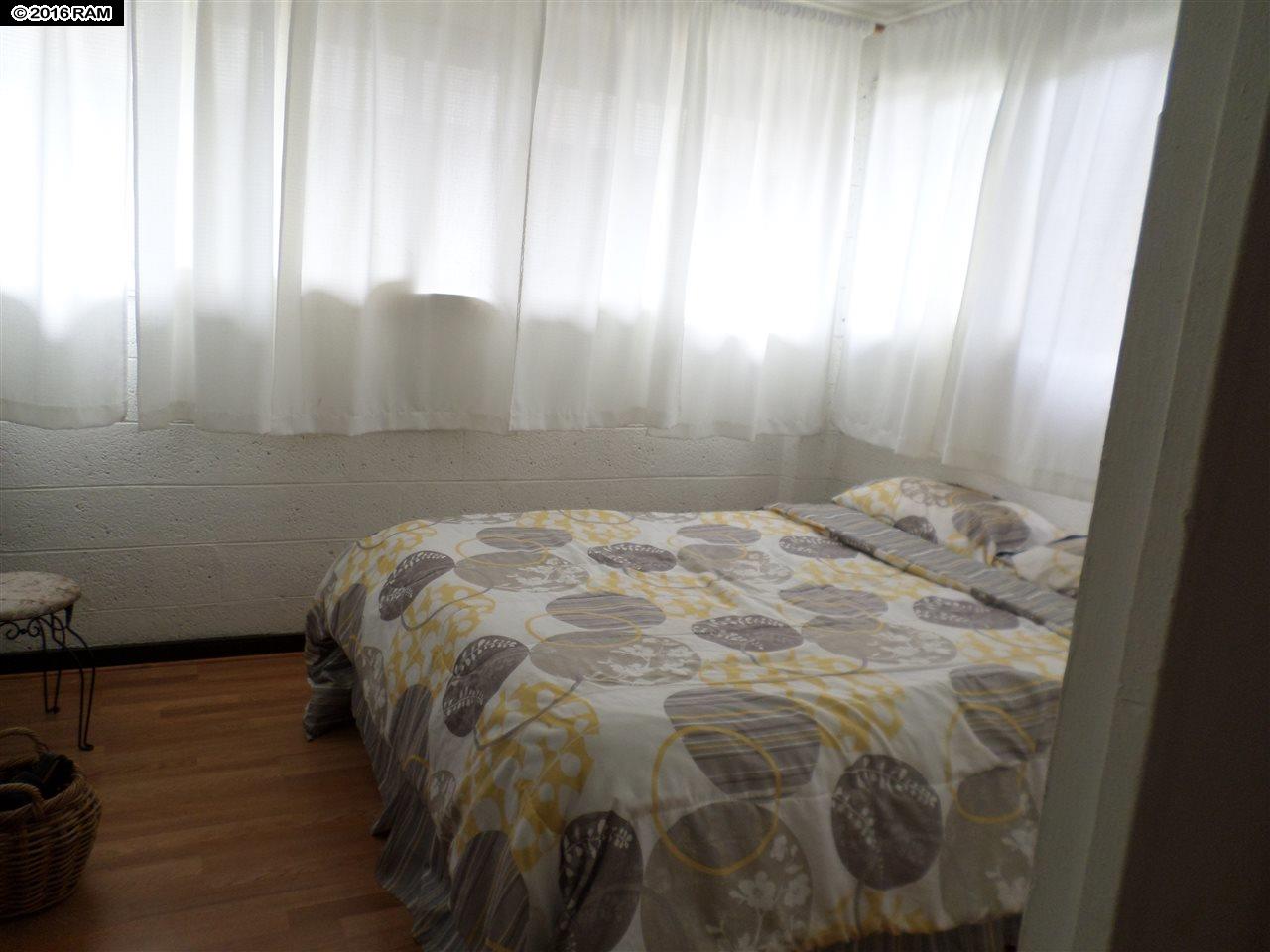 298  Niihau St Kahului School, Kahului home - photo 8 of 19