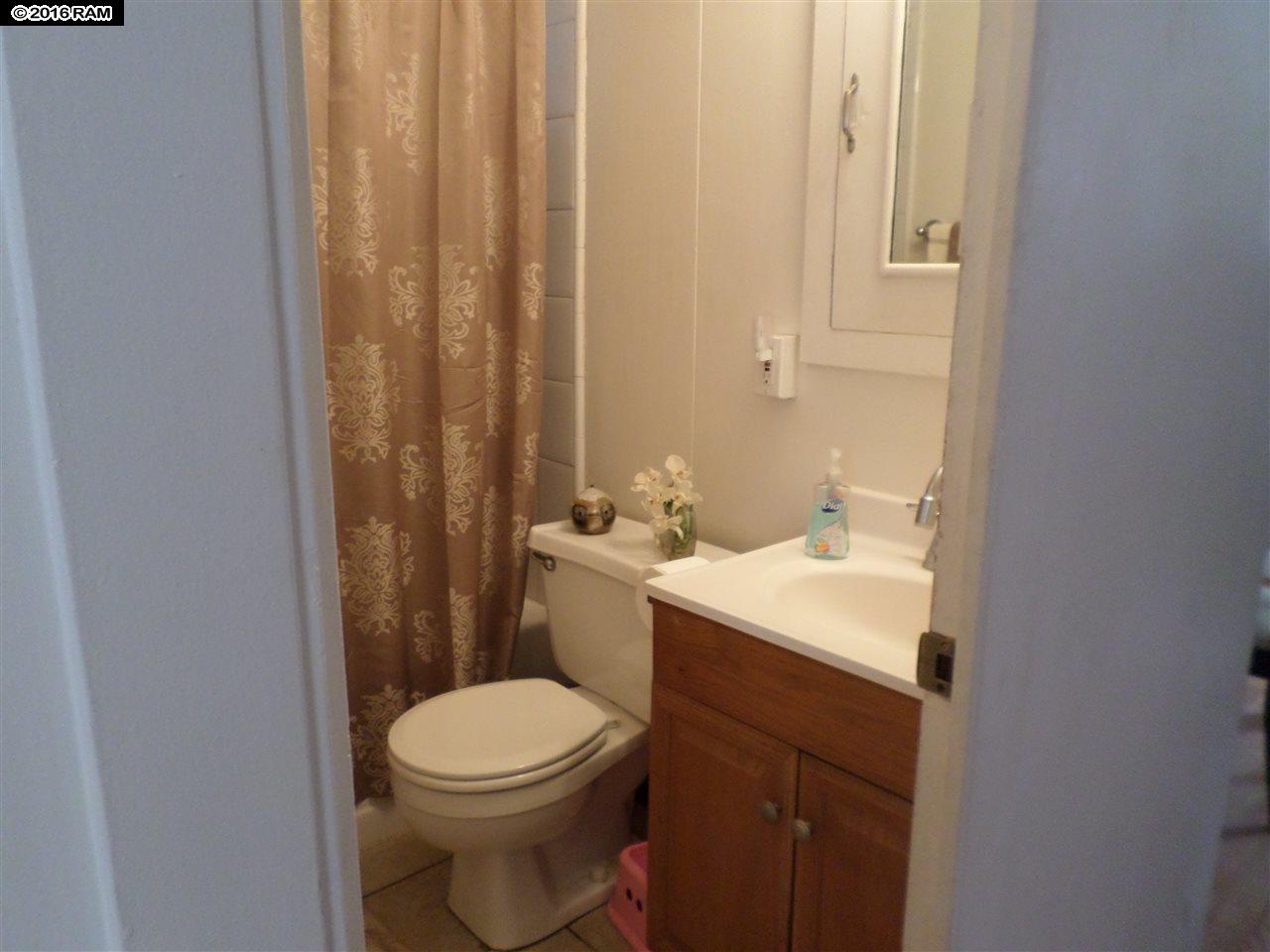 298  Niihau St Kahului School, Kahului home - photo 10 of 19