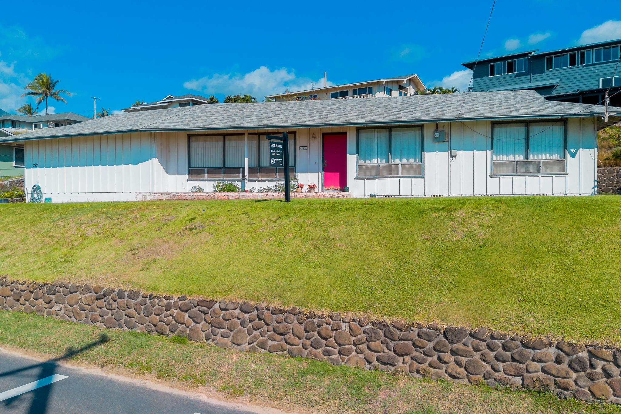299  Liholiho St Puuone, Wailuku home - photo 14 of 25