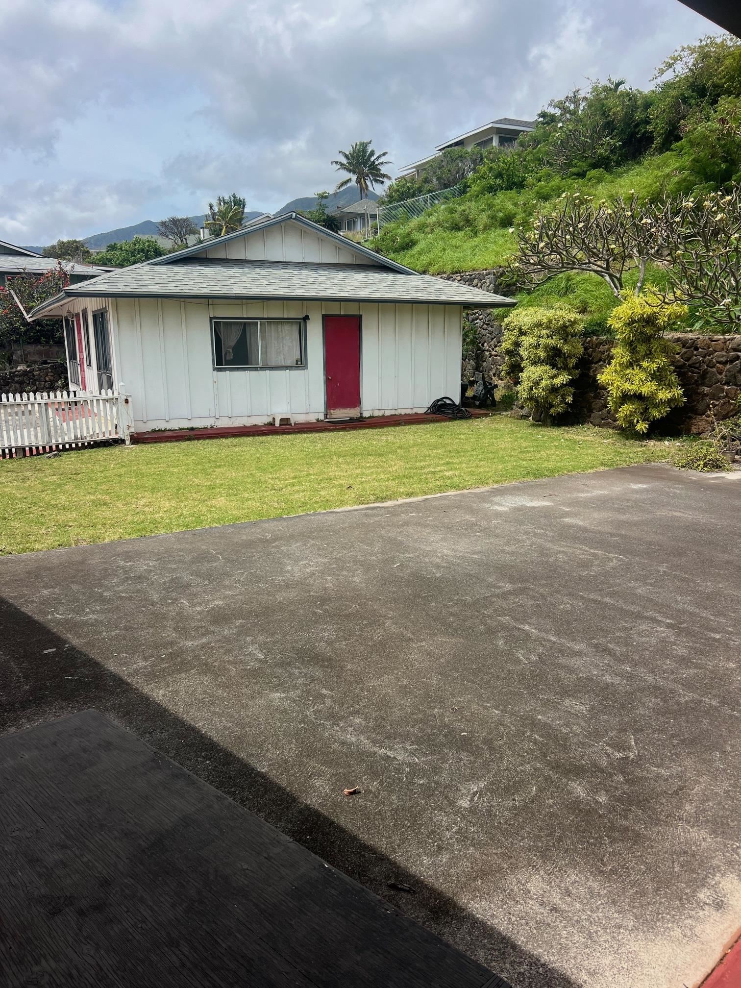 299  Liholiho St Puuone, Wailuku home - photo 22 of 28