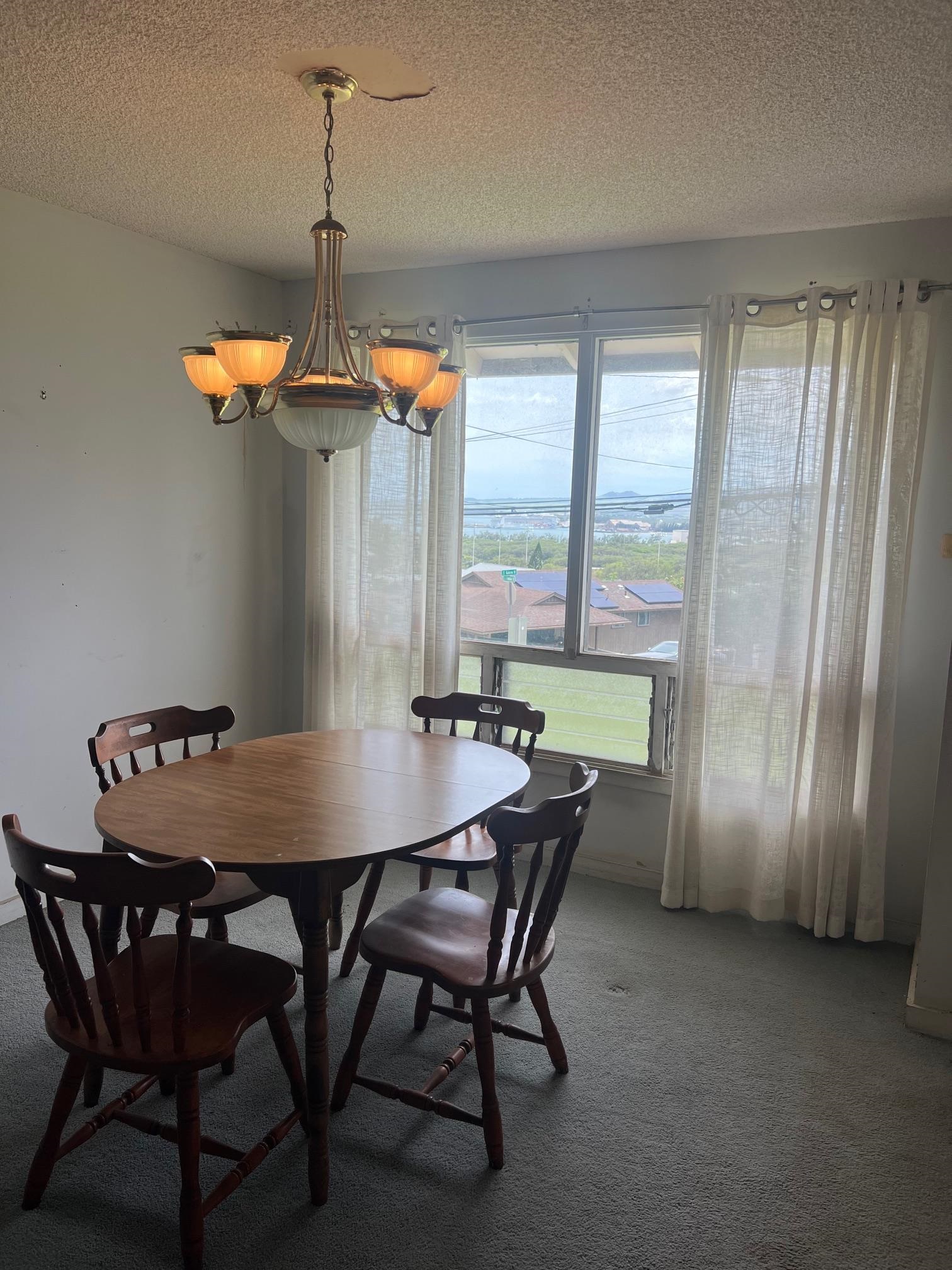 299  Liholiho St Puuone, Wailuku home - photo 5 of 29