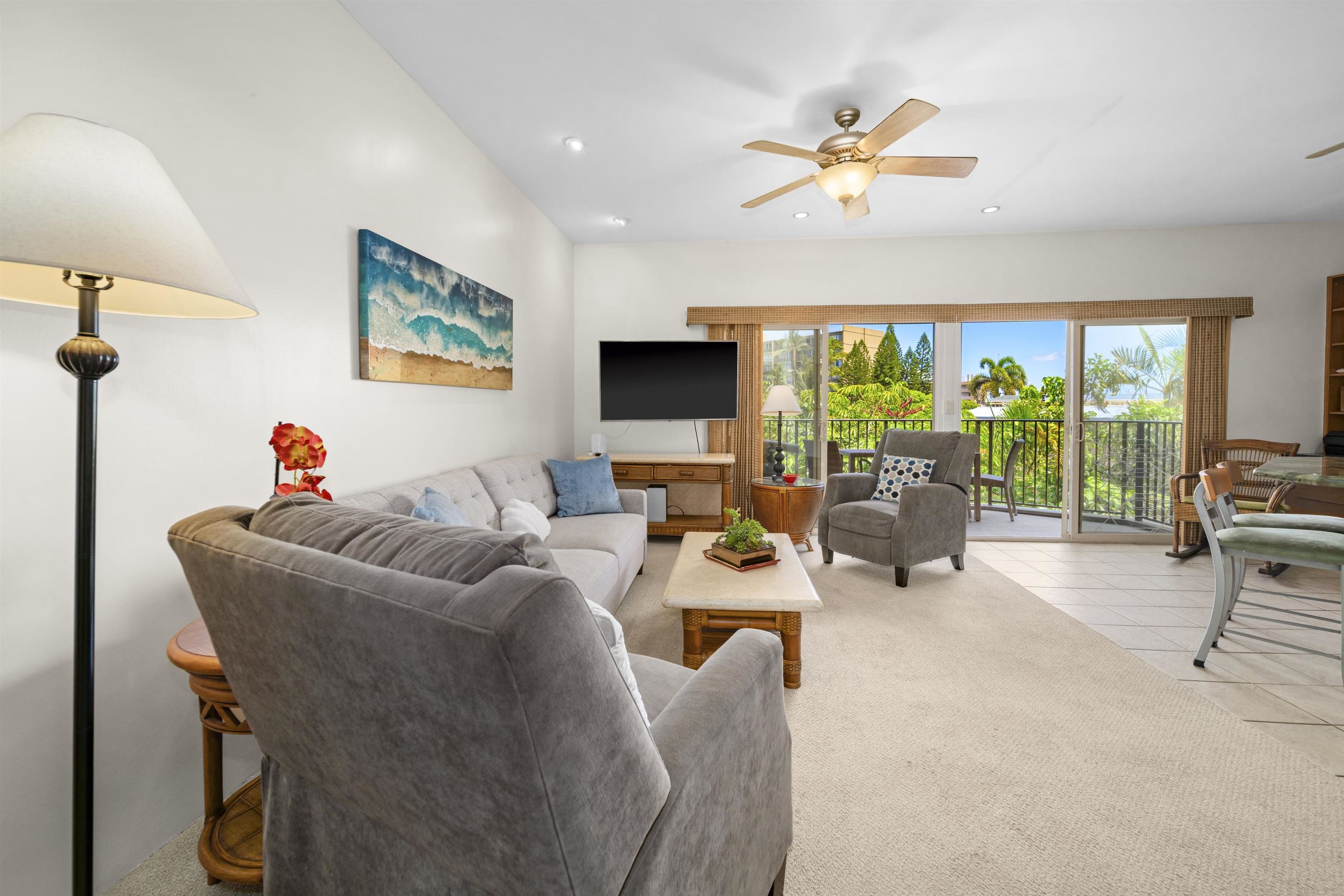 Hale Hui Kai condo # 301, Kihei, Hawaii - photo 3 of 47