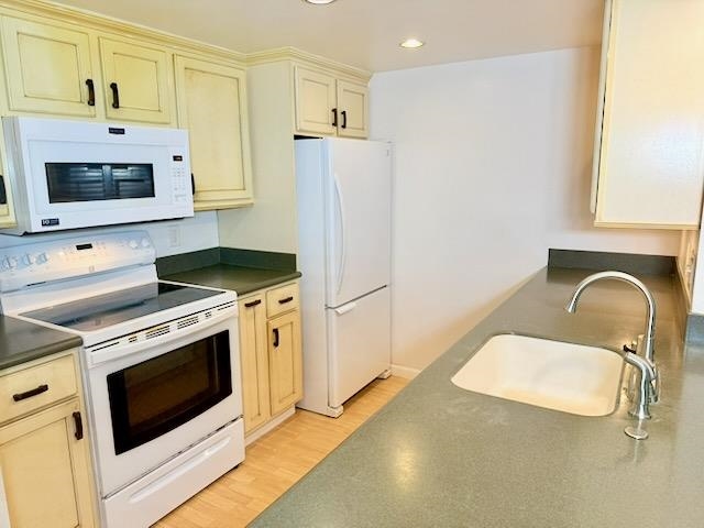 Kahului Ikena condo # 114, Kahului, Hawaii - photo 26 of 50