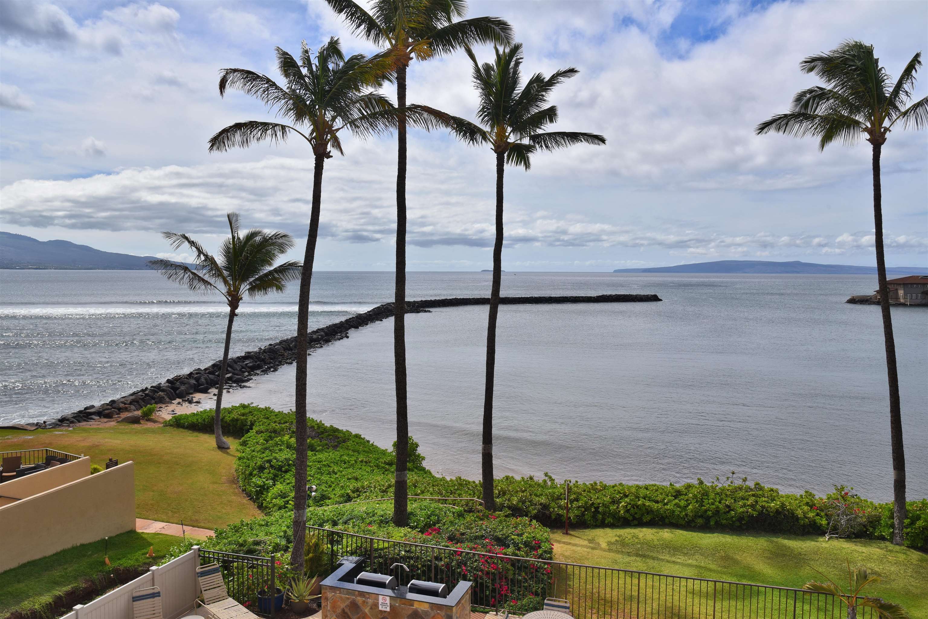 Maalaea Yacht Marina condo # 304, Wailuku, Hawaii - photo 3 of 50