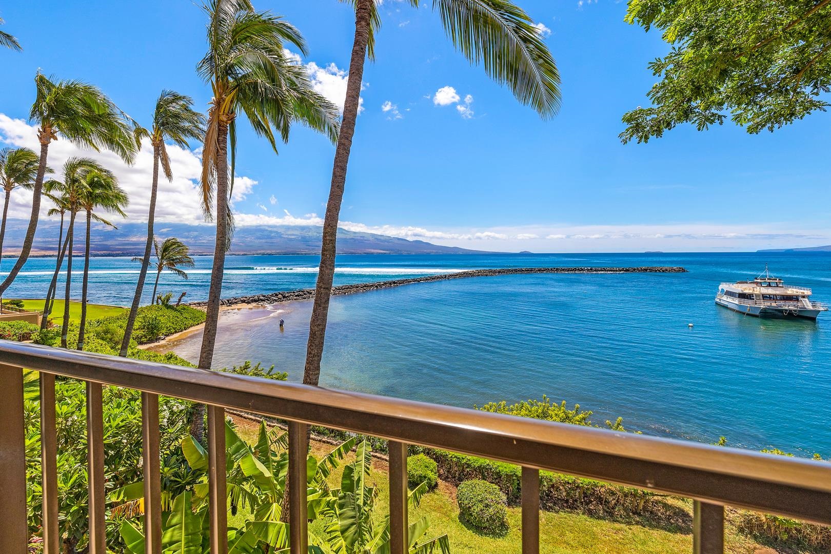 Maalaea Yacht Marina condo # 310, Wailuku, Hawaii - photo 7 of 34