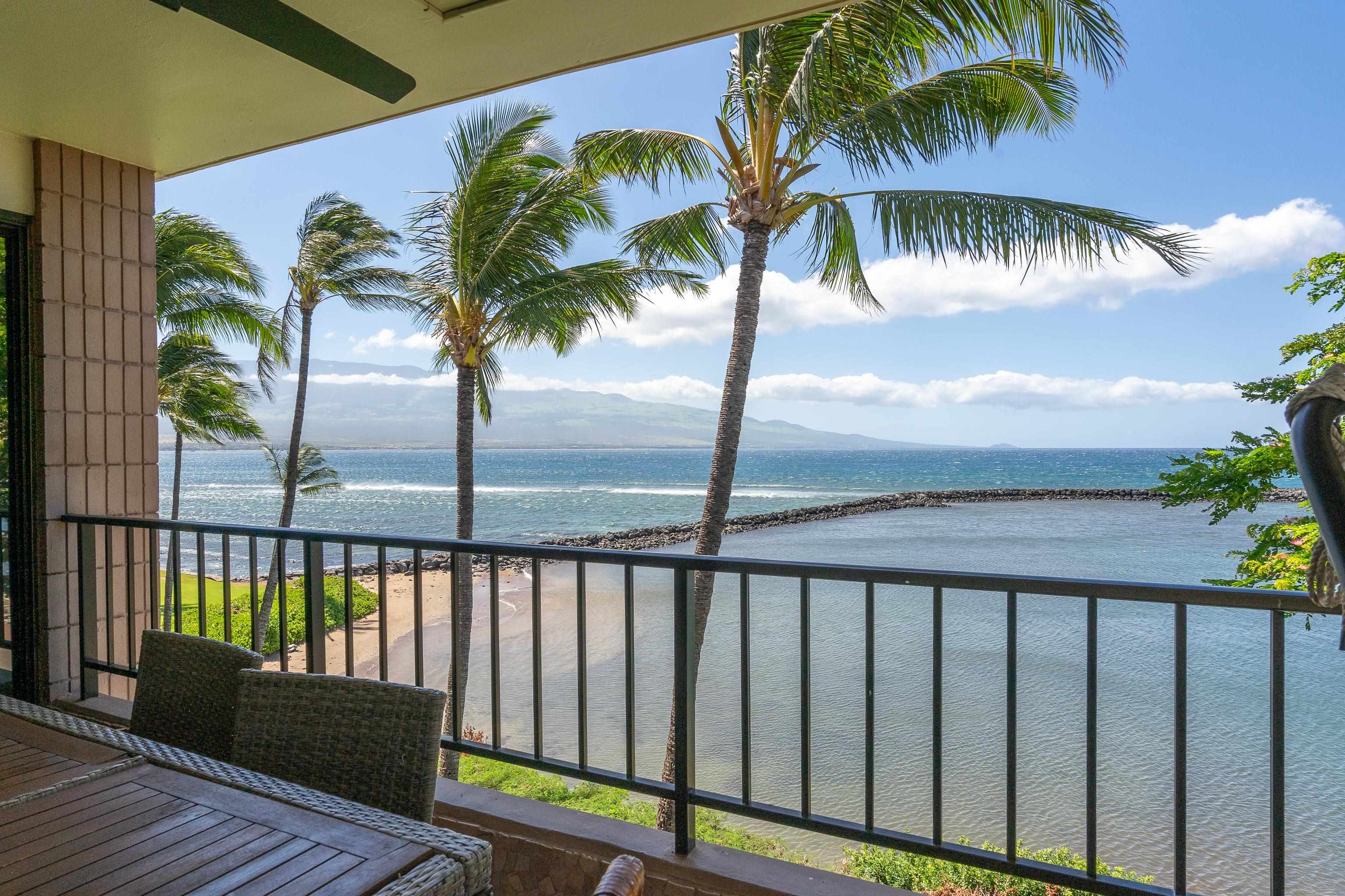 Maalaea Yacht Marina condo # 410, Wailuku, Hawaii - photo 3 of 28