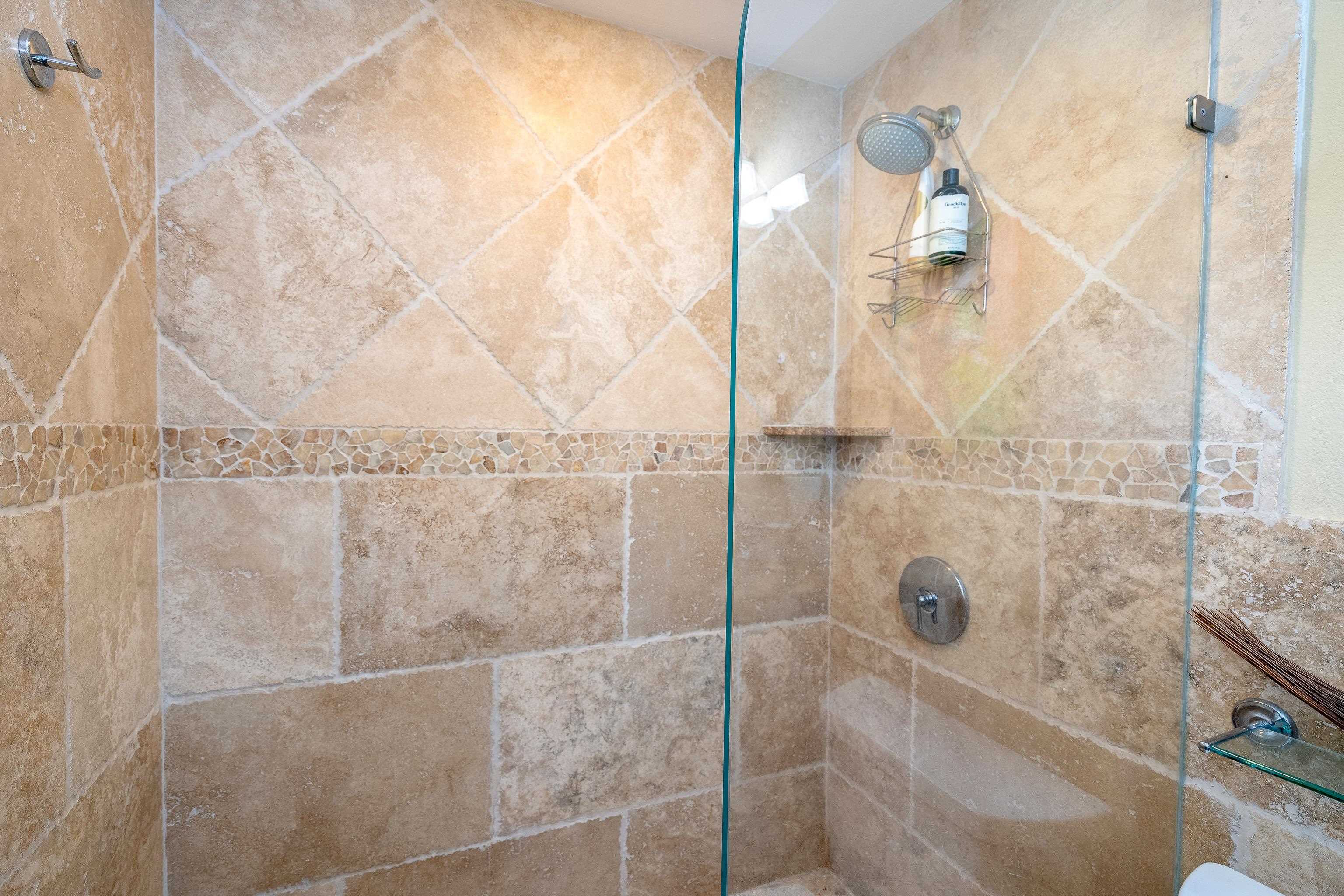 Maalaea Yacht Marina condo # 410, Wailuku, Hawaii - photo 21 of 28