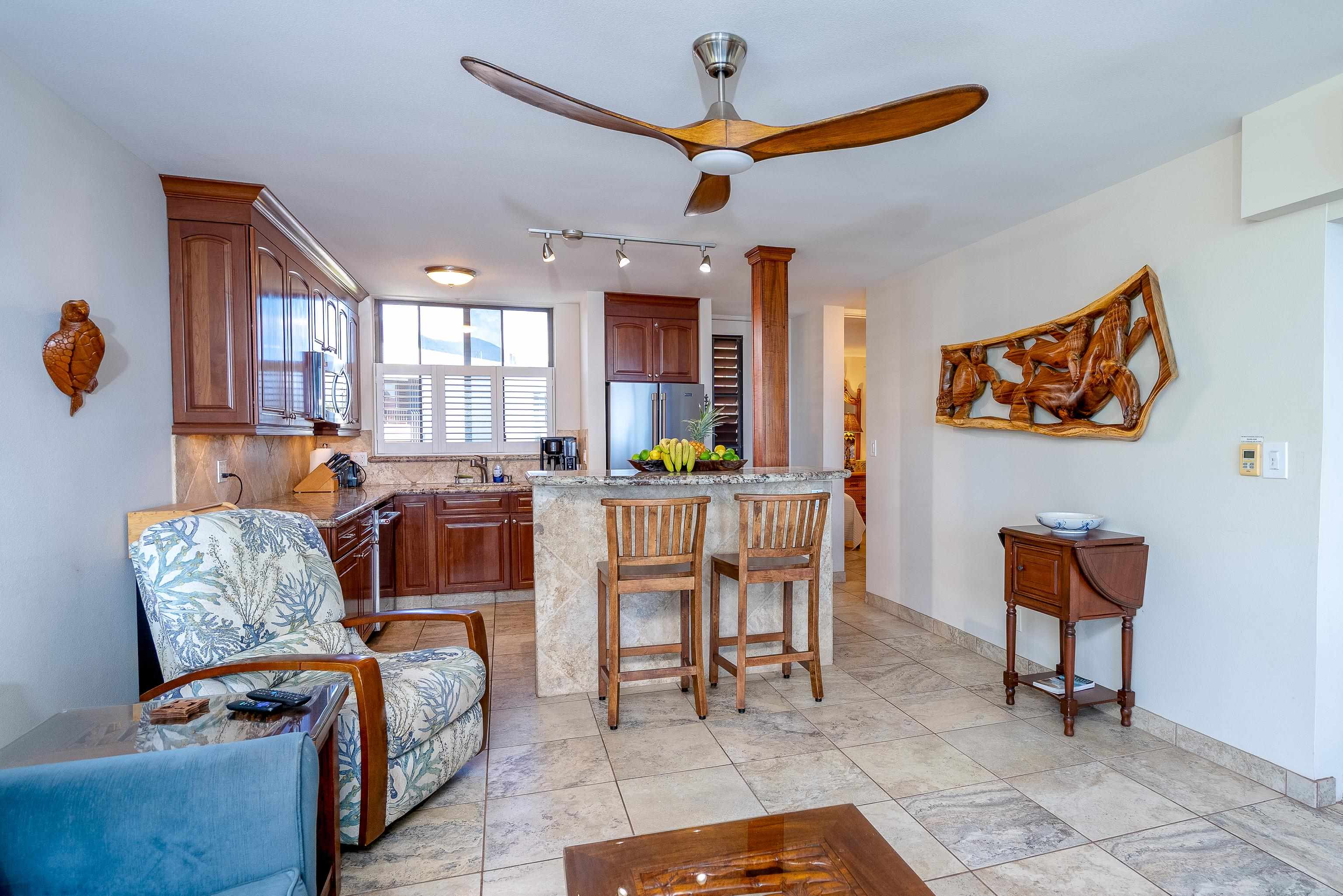 Maalaea Yacht Marina condo # 410, Wailuku, Hawaii - photo 8 of 28