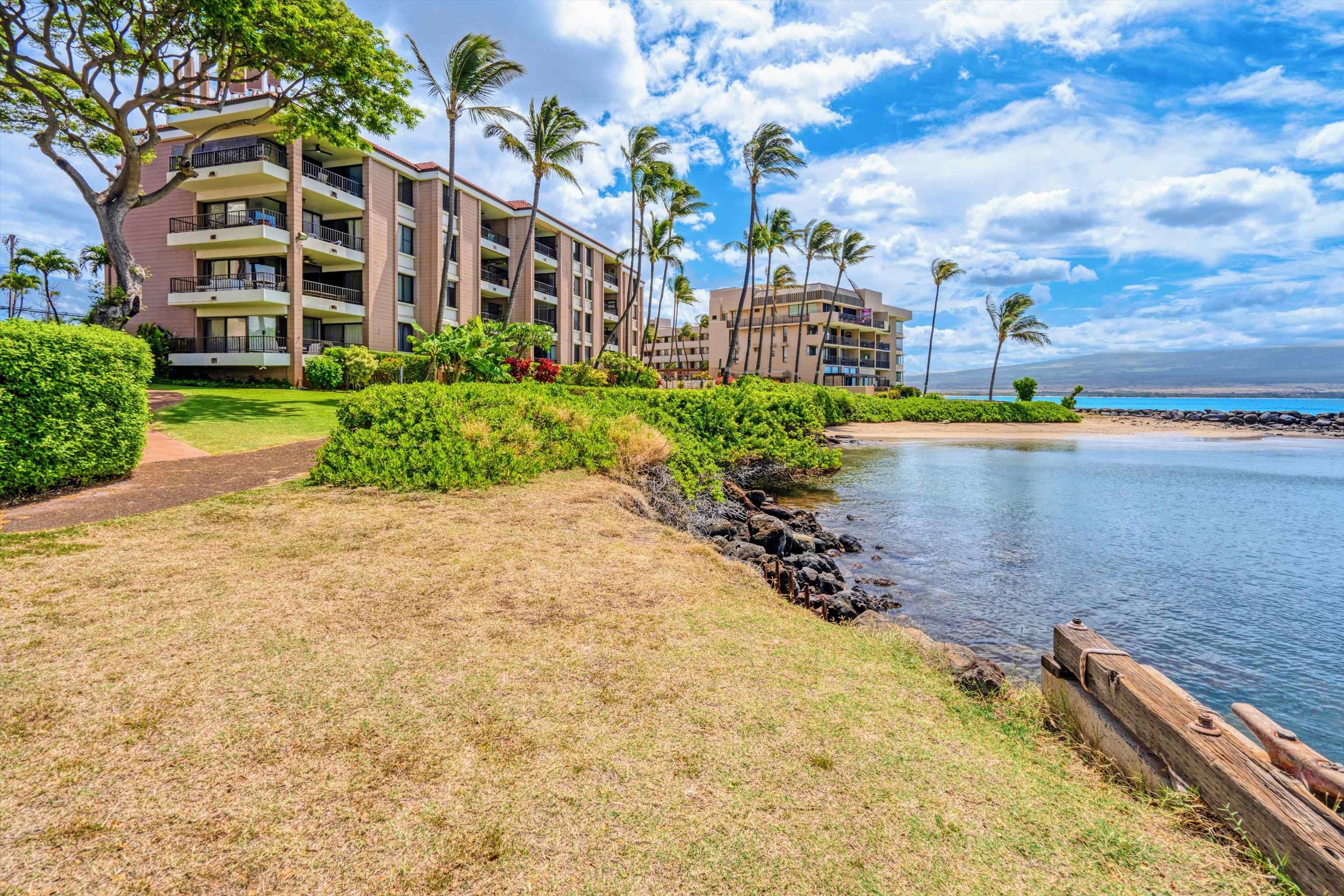 Maalaea Yacht Marina condo # 411, Wailuku, Hawaii - photo 27 of 40