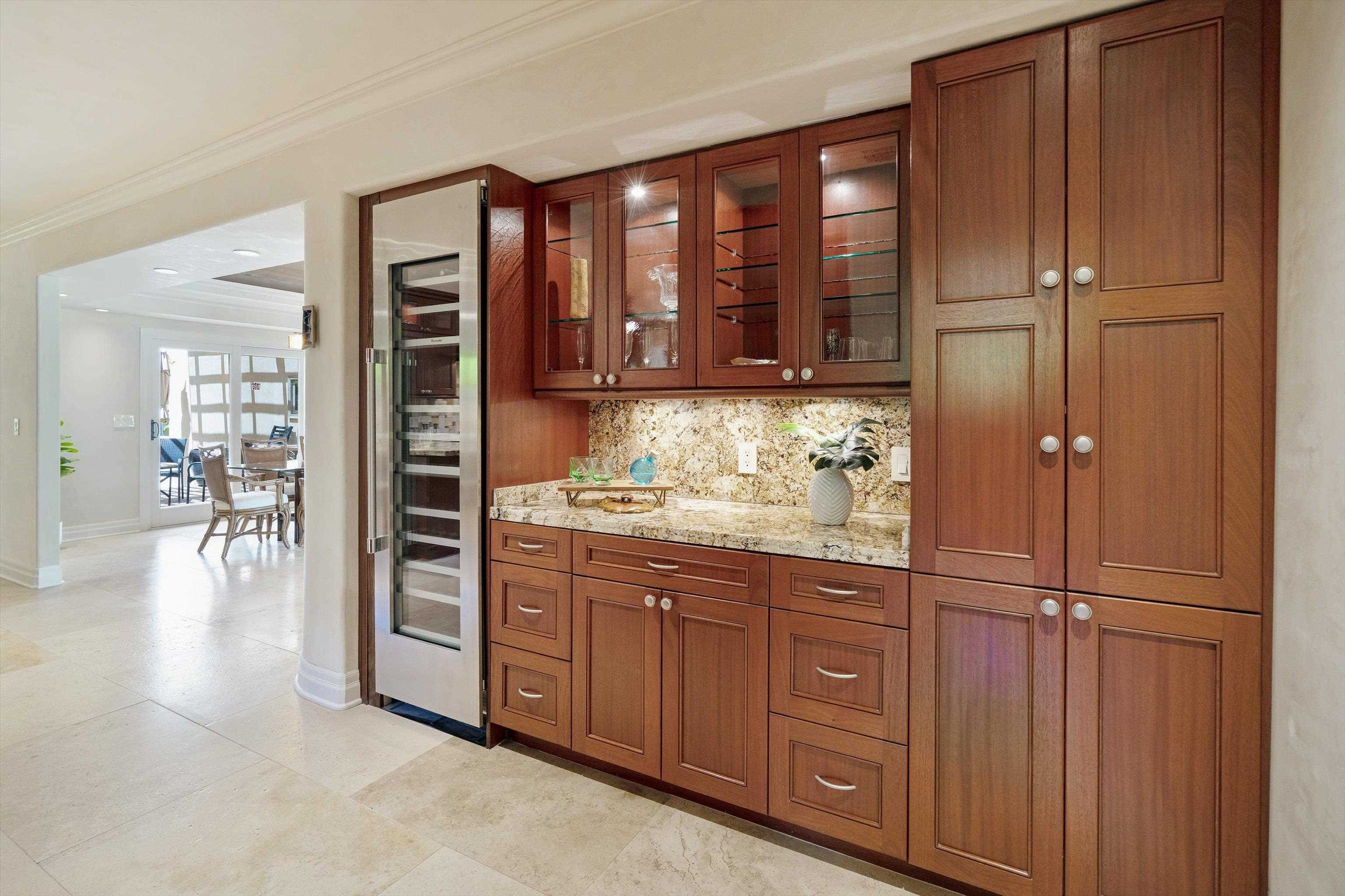 30  Hoawaa Way Keawakapu Beach, Wailea/Makena home - photo 15 of 47