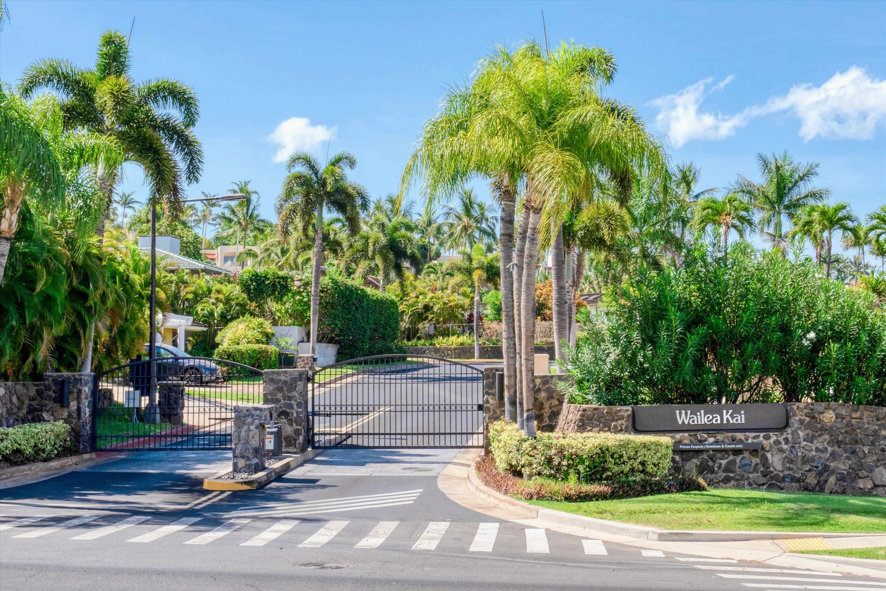 30  Hoawaa Way Keawakapu Beach, Wailea/Makena home - photo 44 of 47