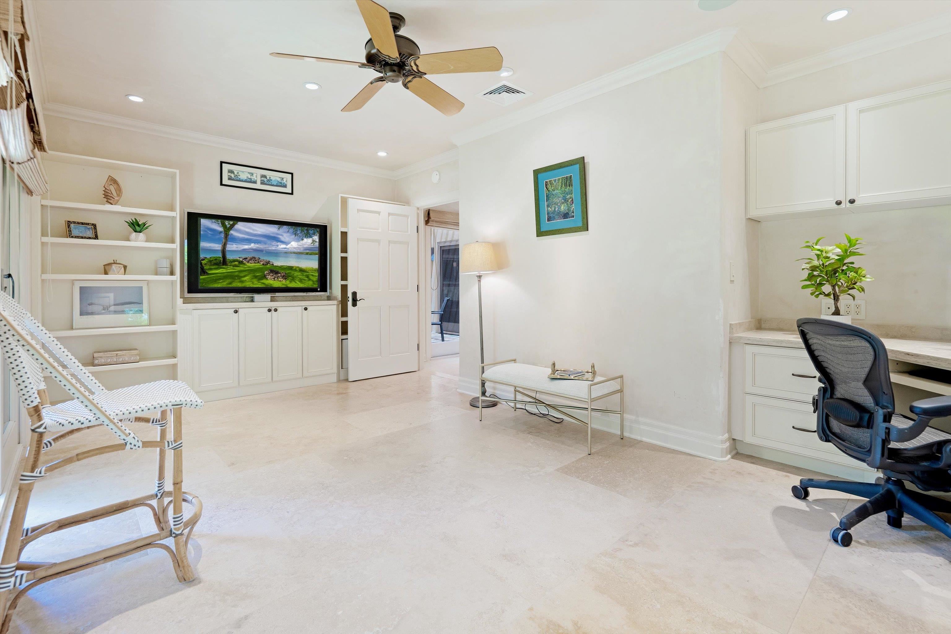 30  Hoawaa Way Keawakapu Beach, Wailea/Makena home - photo 7 of 47