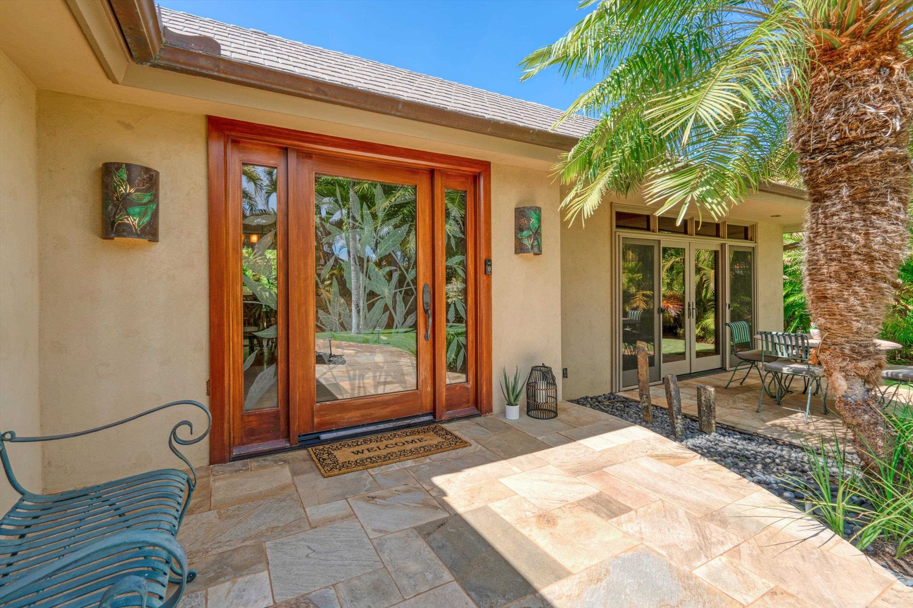 30  Hoawaa Way Keawakapu Beach, Wailea/Makena home - photo 10 of 47