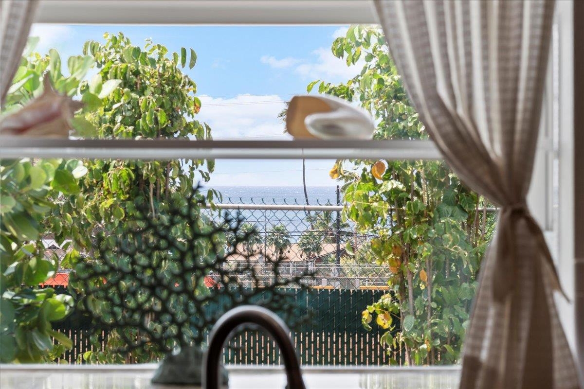 30  Hoe Pl Kuau, Spreckelsville/Paia/Kuau home - photo 16 of 48