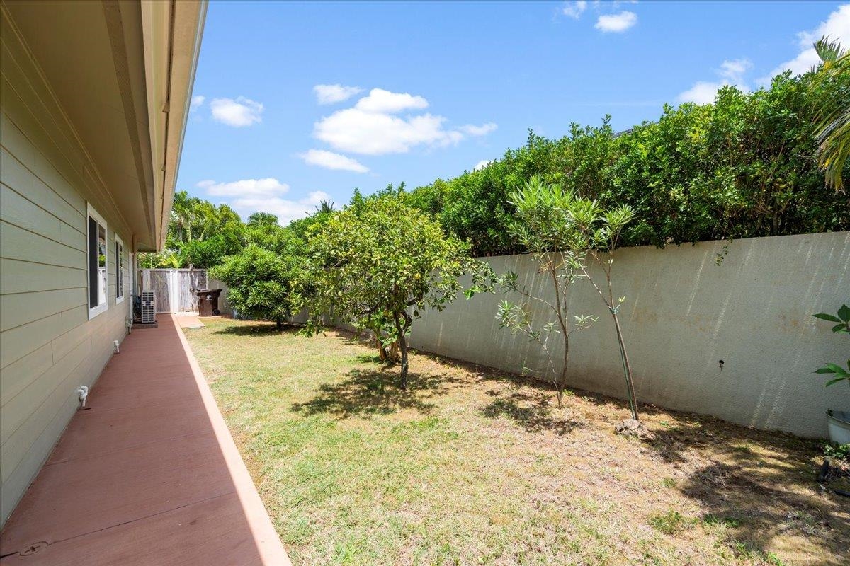 30  Hoe Pl Kuau, Spreckelsville/Paia/Kuau home - photo 39 of 48