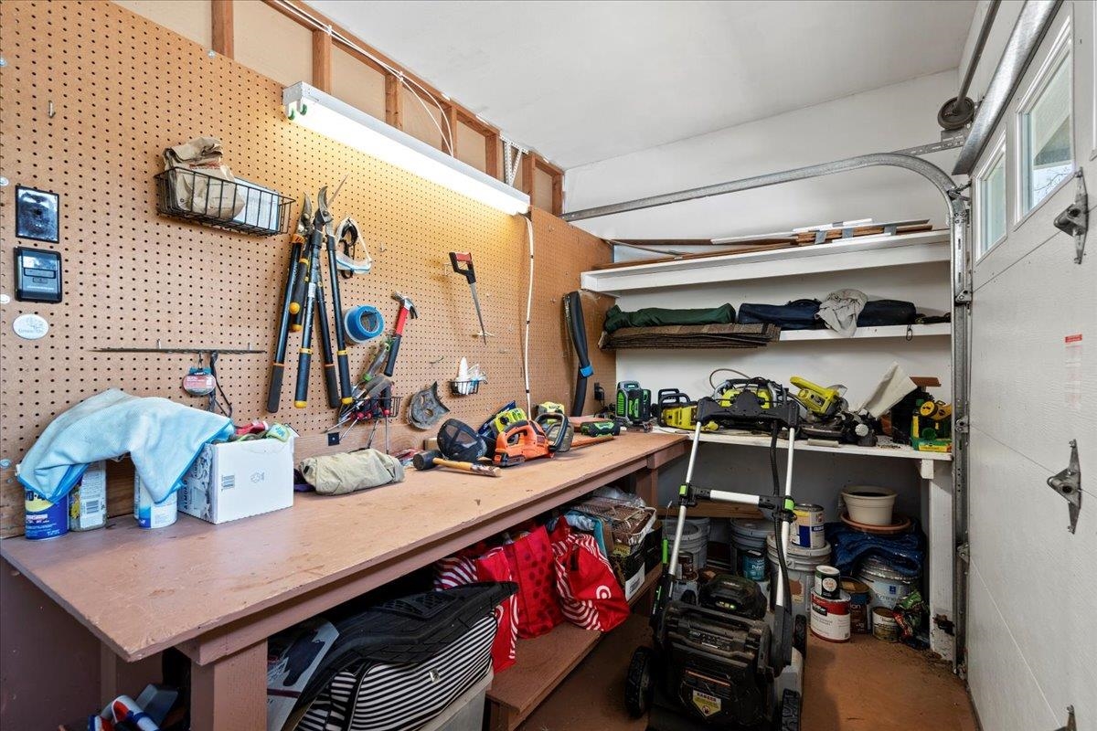 30  Hoe Pl Kuau, Spreckelsville/Paia/Kuau home - photo 47 of 48