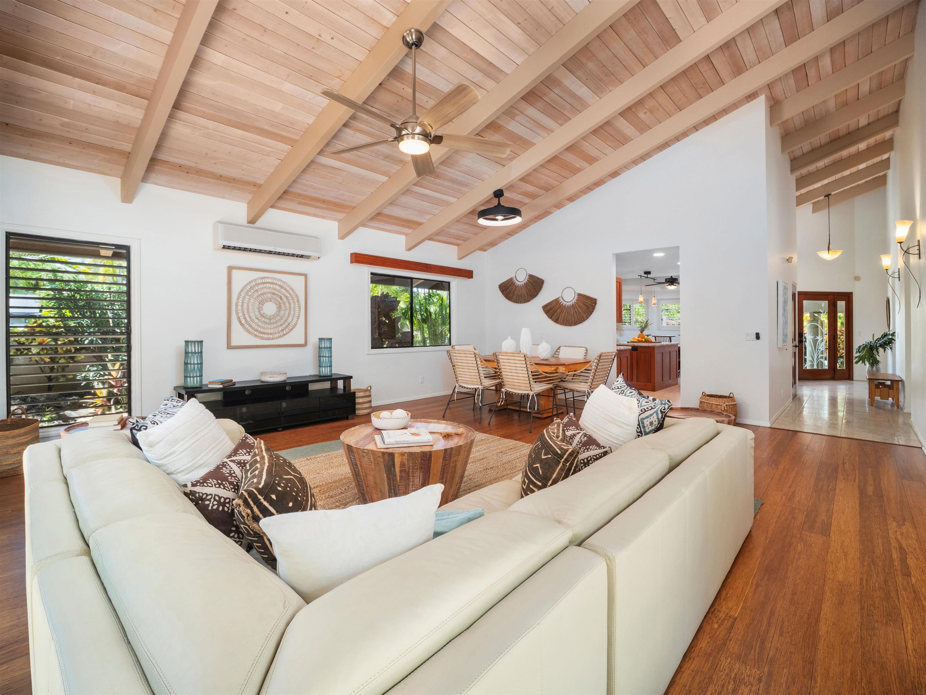 30  Waikai St Wailea, Wailea/Makena home - photo 3 of 50