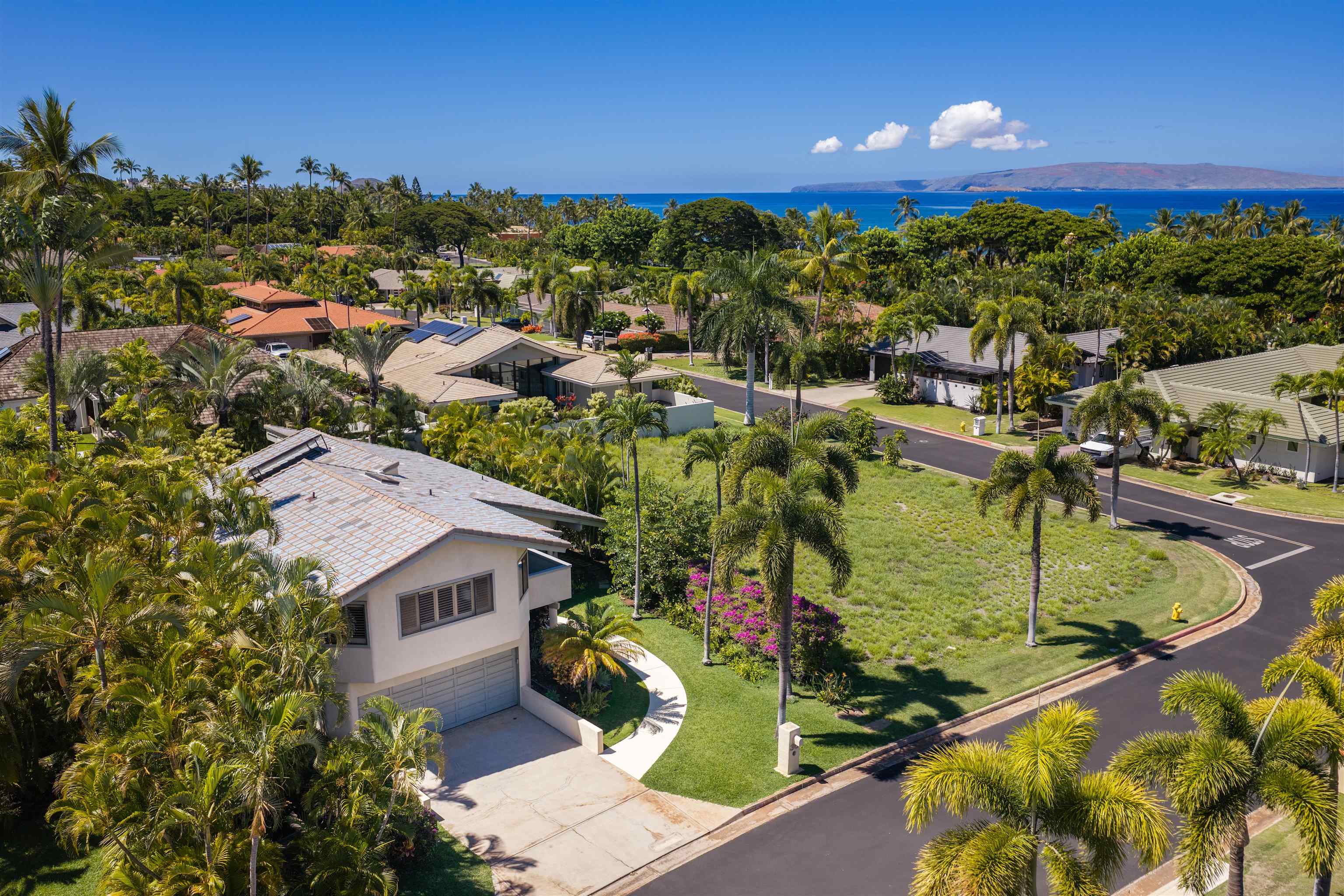 30  Waikai St Wailea, Wailea/Makena home - photo 3 of 50