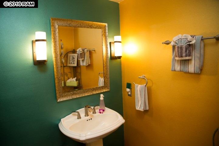 Makani A Kai condo # B-4, Wailuku, Hawaii - photo 15 of 30