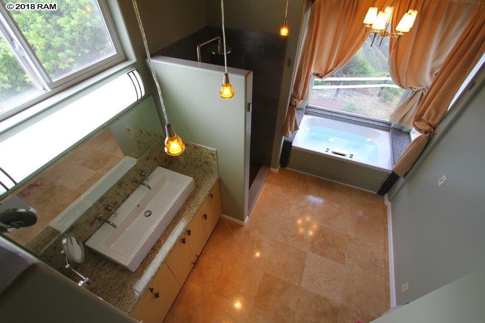 300  Kaukini Loop Maluhia, Wailuku home - photo 13 of 30