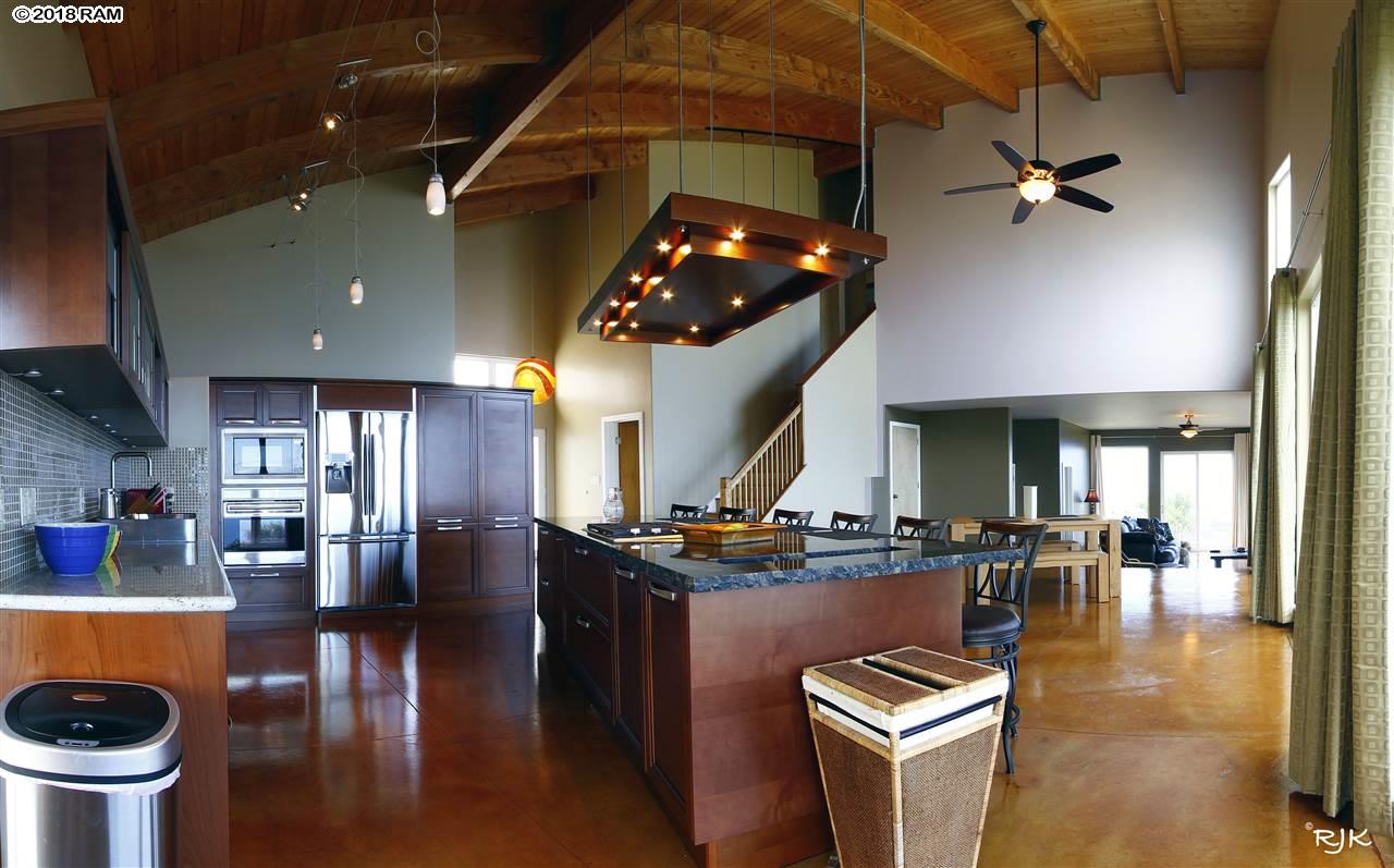 300  Kaukini Loop Maluhia, Wailuku home - photo 3 of 30