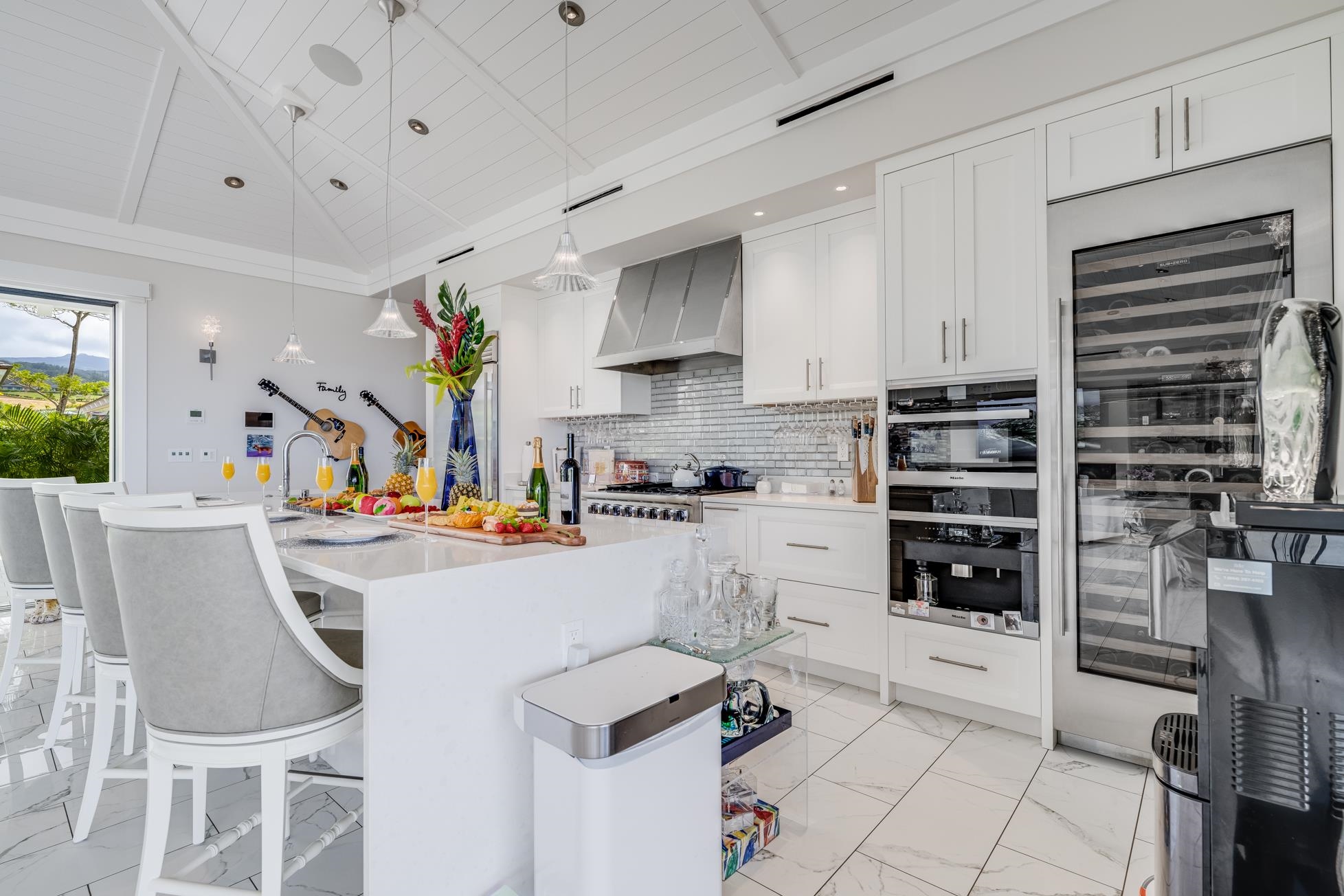 300  Mahana Ridge St Kapalua, Kapalua home - photo 20 of 50