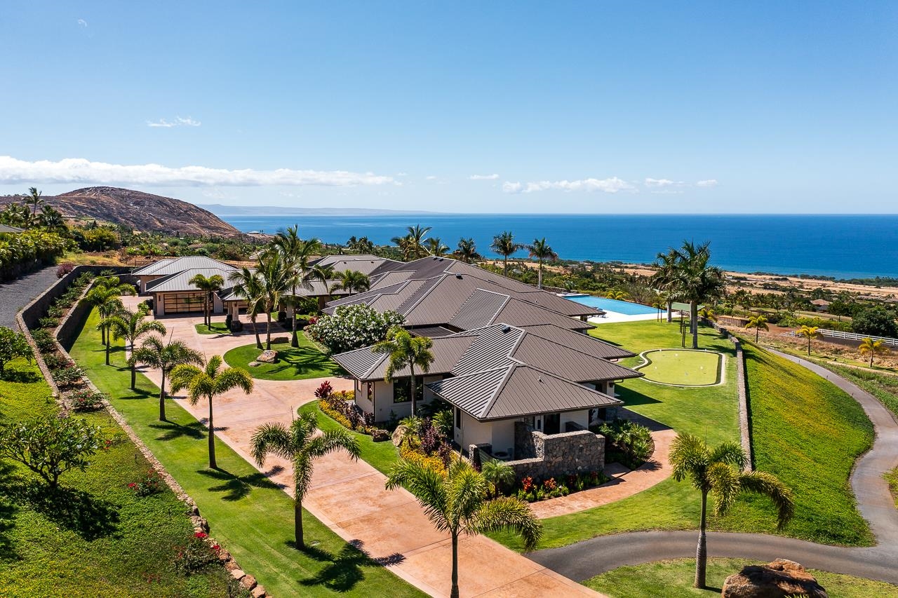 300  Punakea Loop Launiupoko, Lahaina home - photo 3 of 50