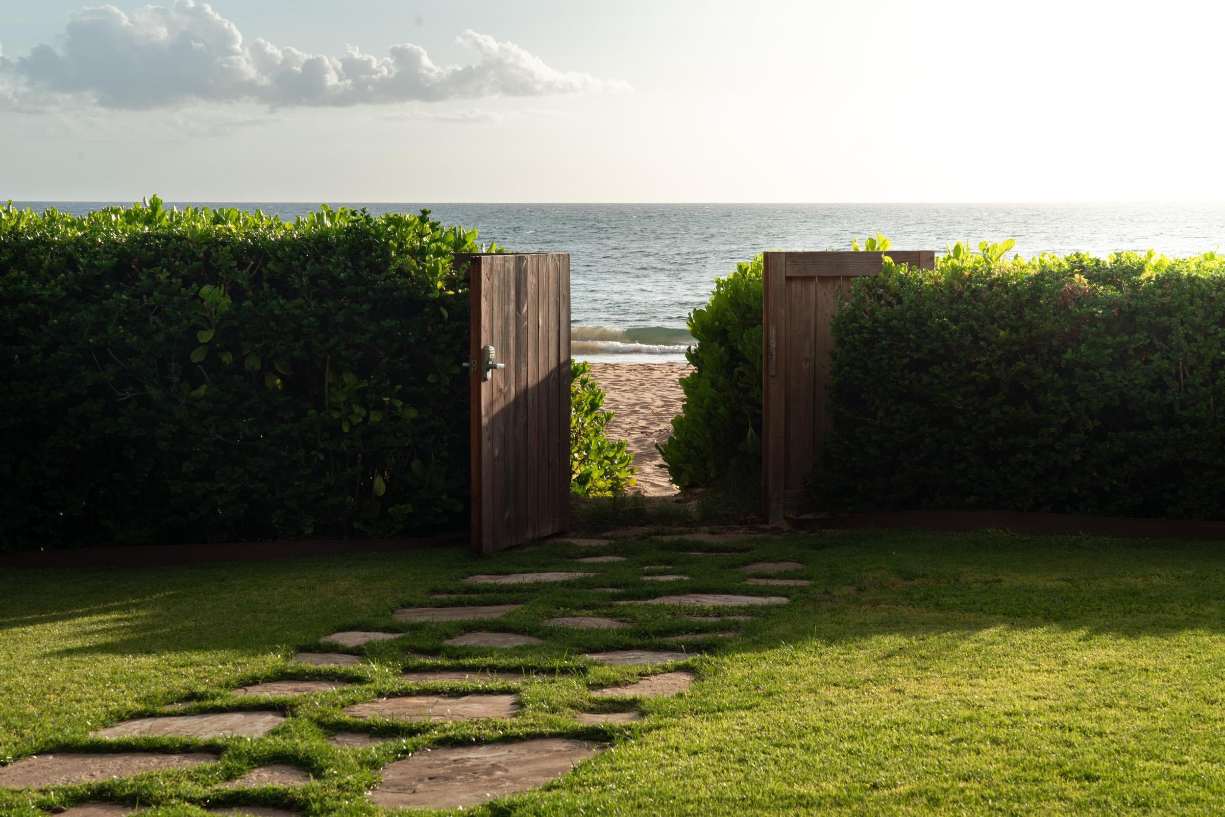 3002  S Kihei Rd Keawakapu Beach, Kihei home - photo 2 of 31