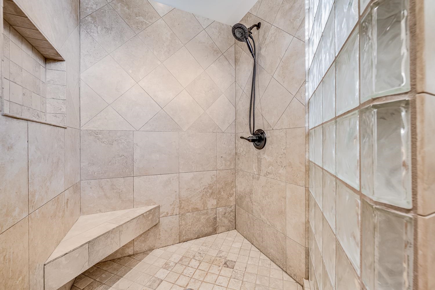 302  Kahana Ridge Dr , Napili/Kahana/Honokowai home - photo 23 of 47