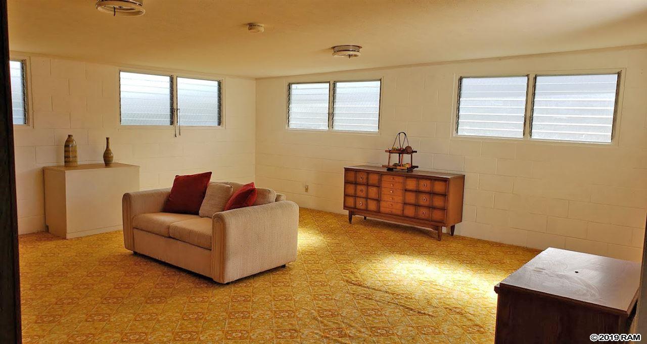 302  Papa Ave Across From Ilikai School, Kahului home - photo 5 of 26