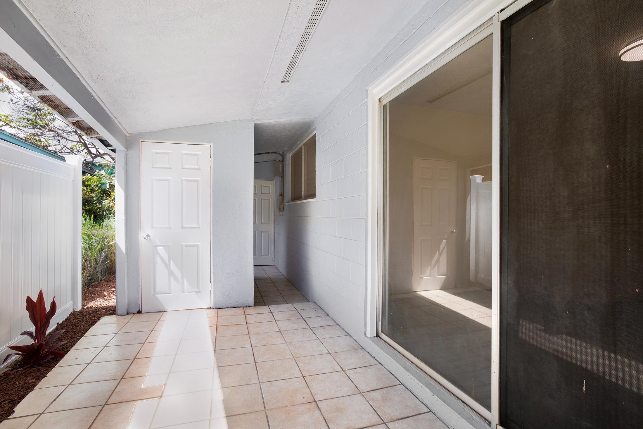 303  Alani Pl Happy Valley, Wailuku home - photo 7 of 49