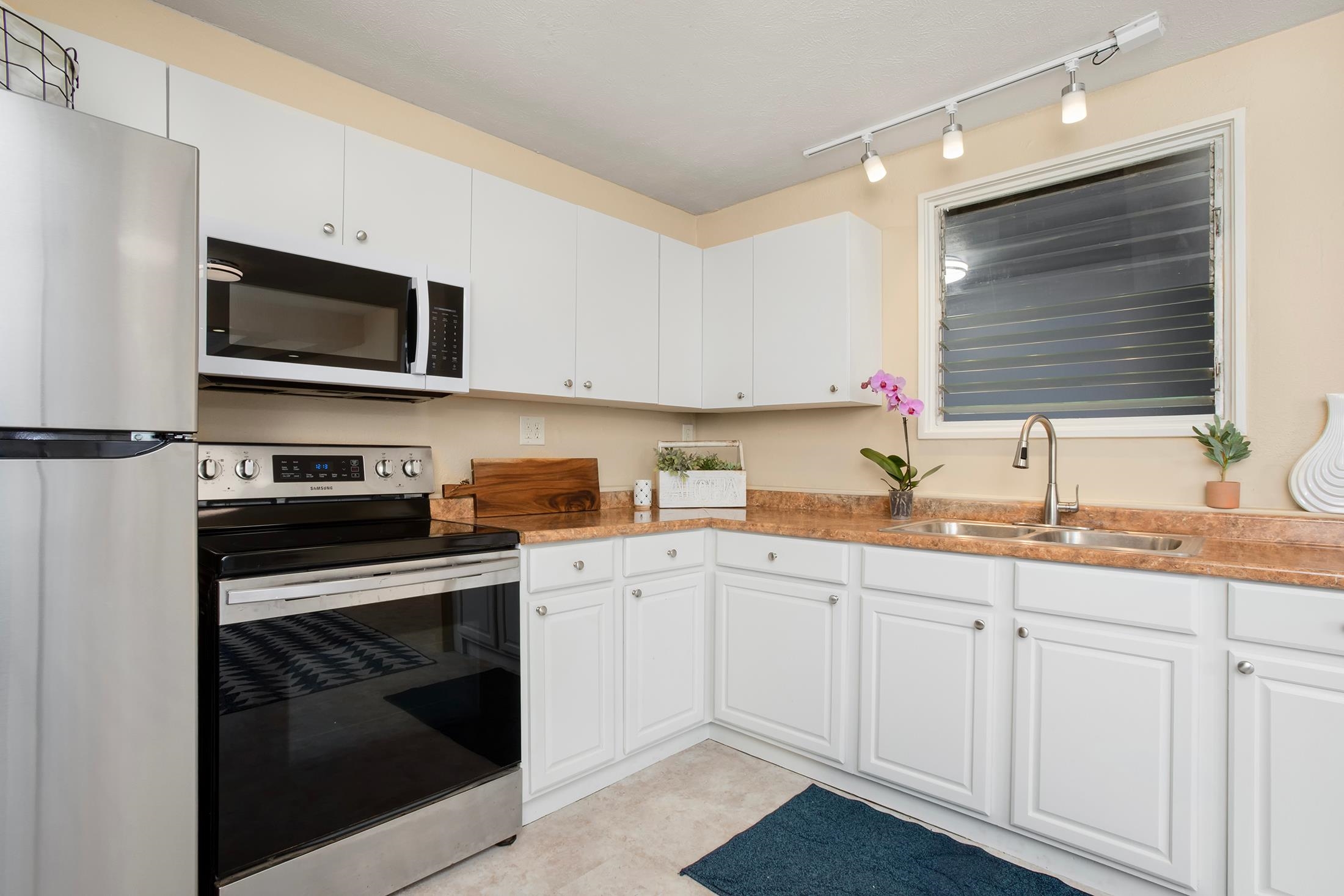 303  Alani Pl Happy Valley, Wailuku home - photo 10 of 49