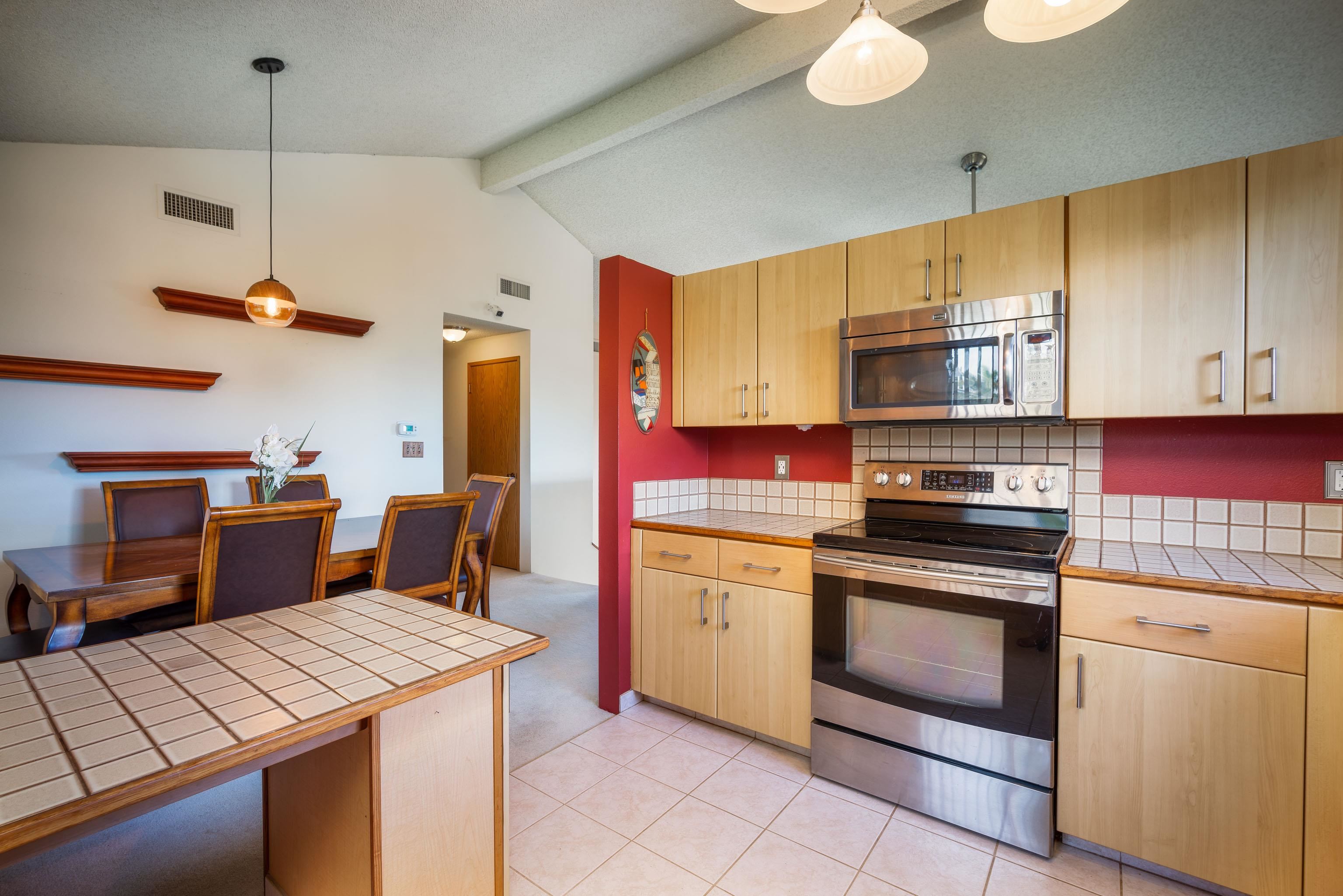 303  Kaiwahine St North Kihei, Kihei home - photo 7 of 30