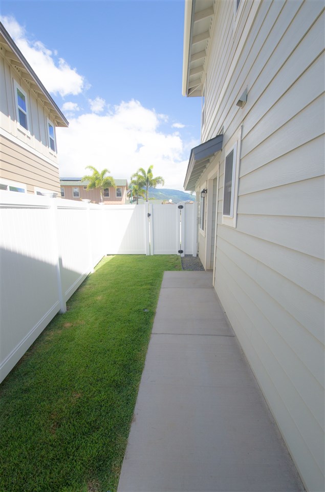 303  Pulihi St Maui Lani, Kahului home - photo 25 of 29