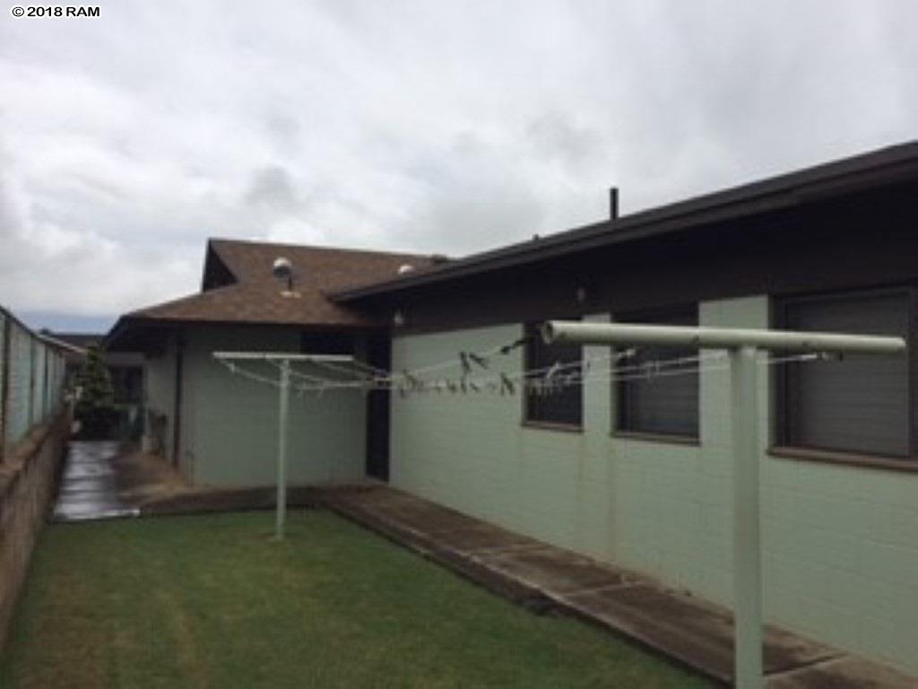 304  S Mokapu St , Kahului home - photo 10 of 13